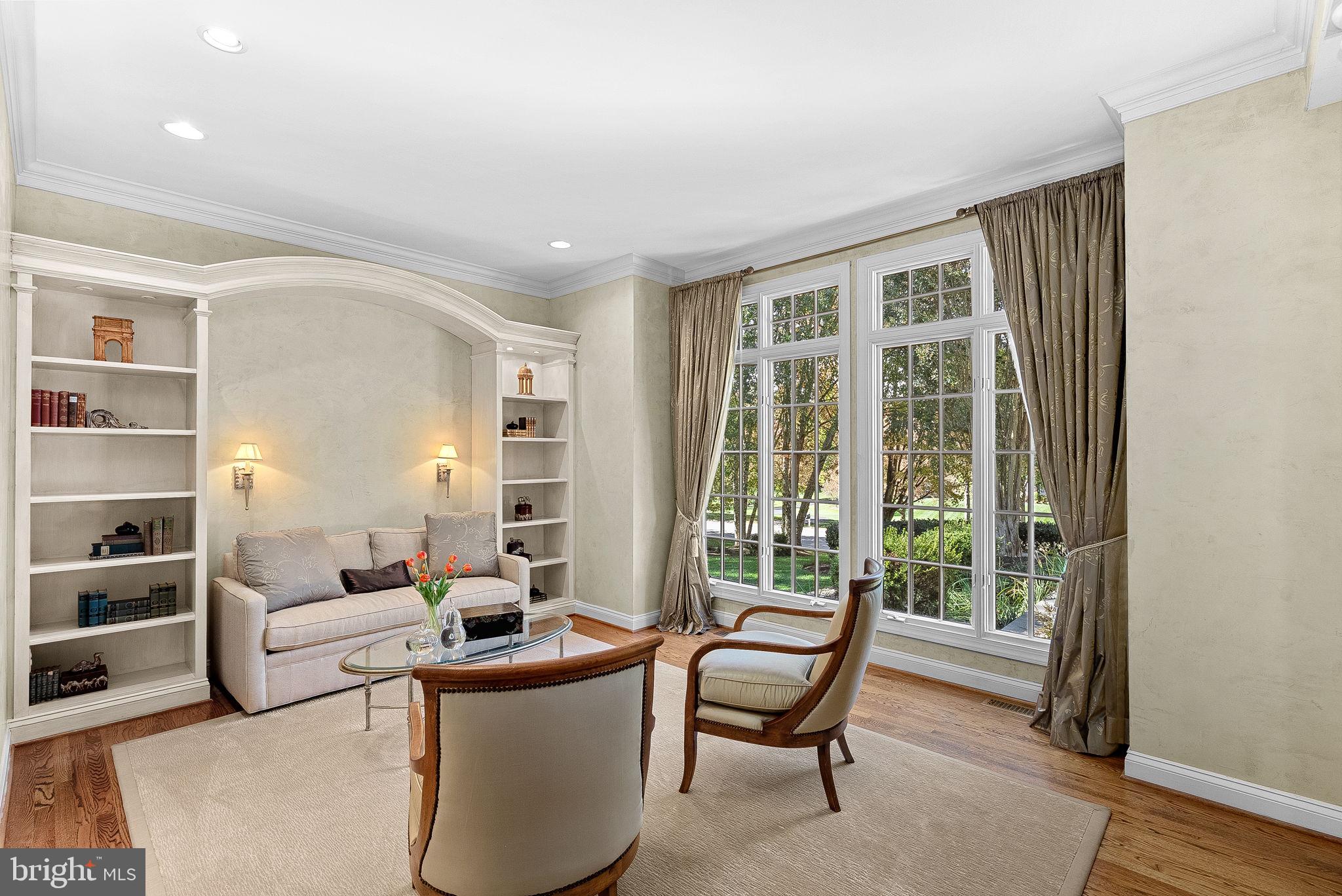 TIMBERLAKE ESTATES - Residential