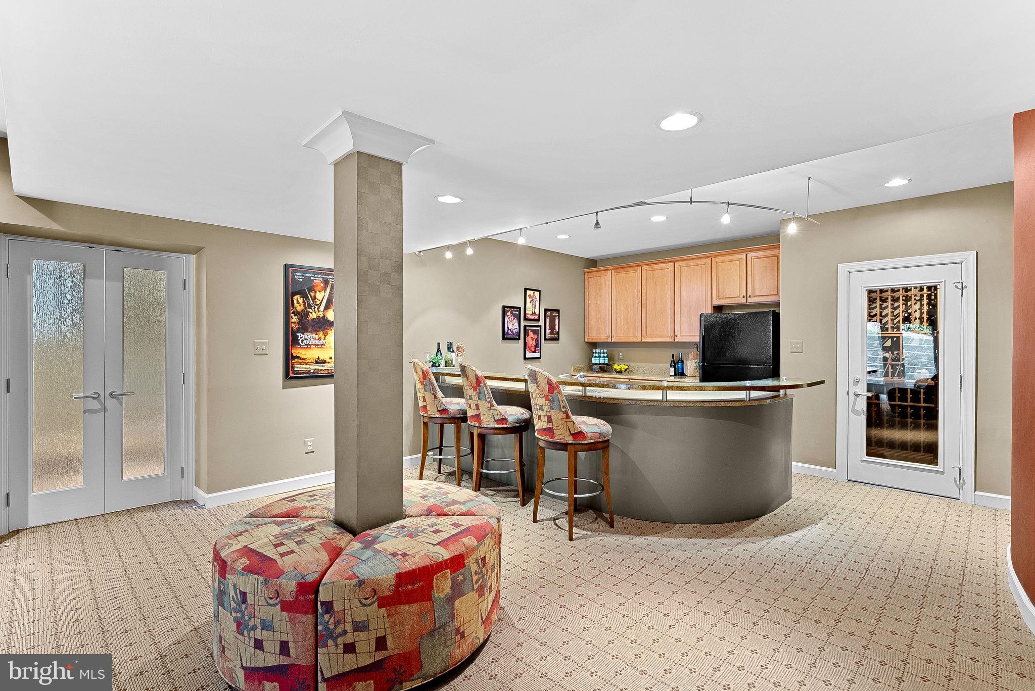 TIMBERLAKE ESTATES - Residential