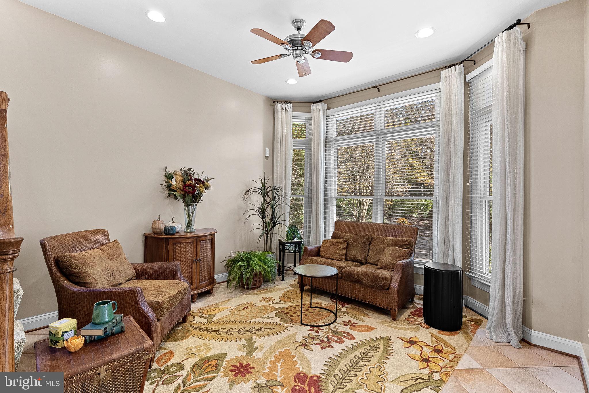 TIMBERLAKE ESTATES - Residential