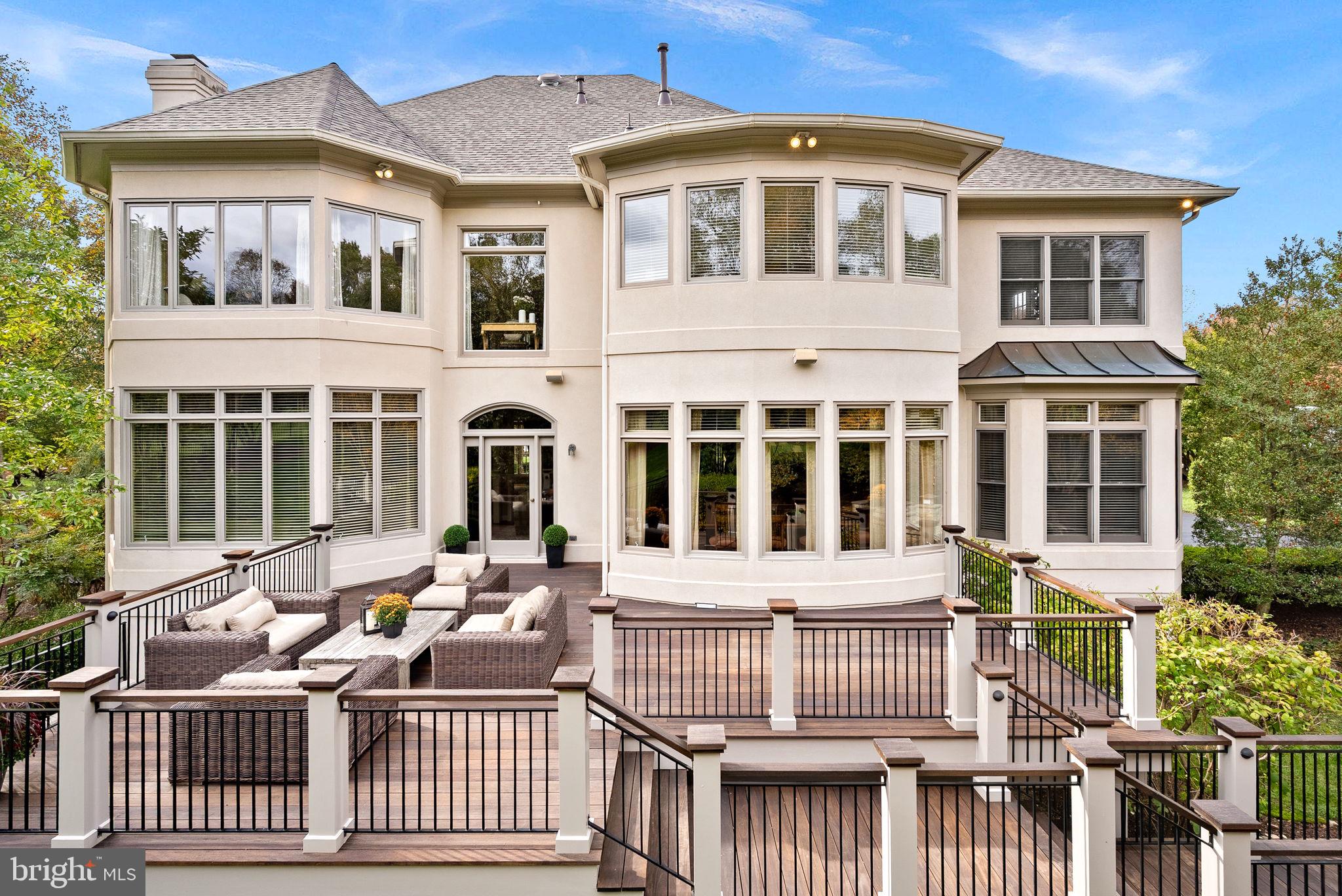 TIMBERLAKE ESTATES - Residential