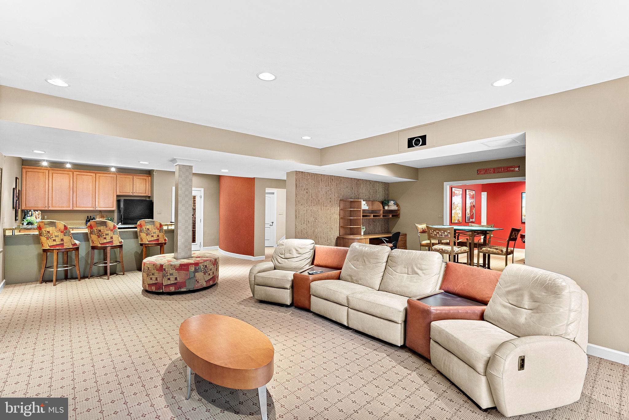 TIMBERLAKE ESTATES - Residential