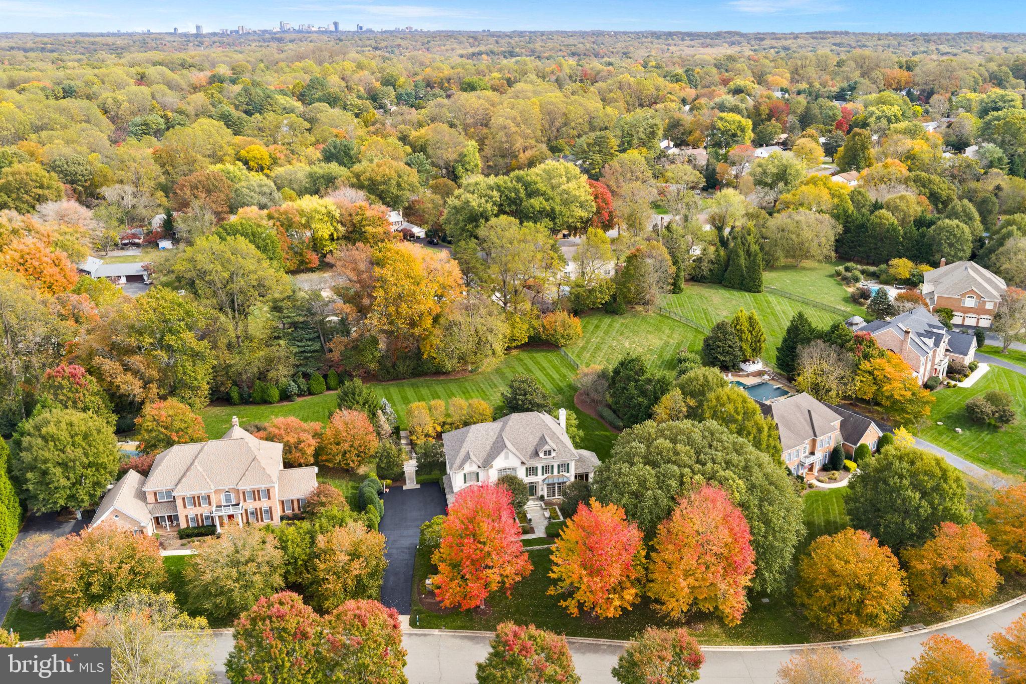 TIMBERLAKE ESTATES - Residential