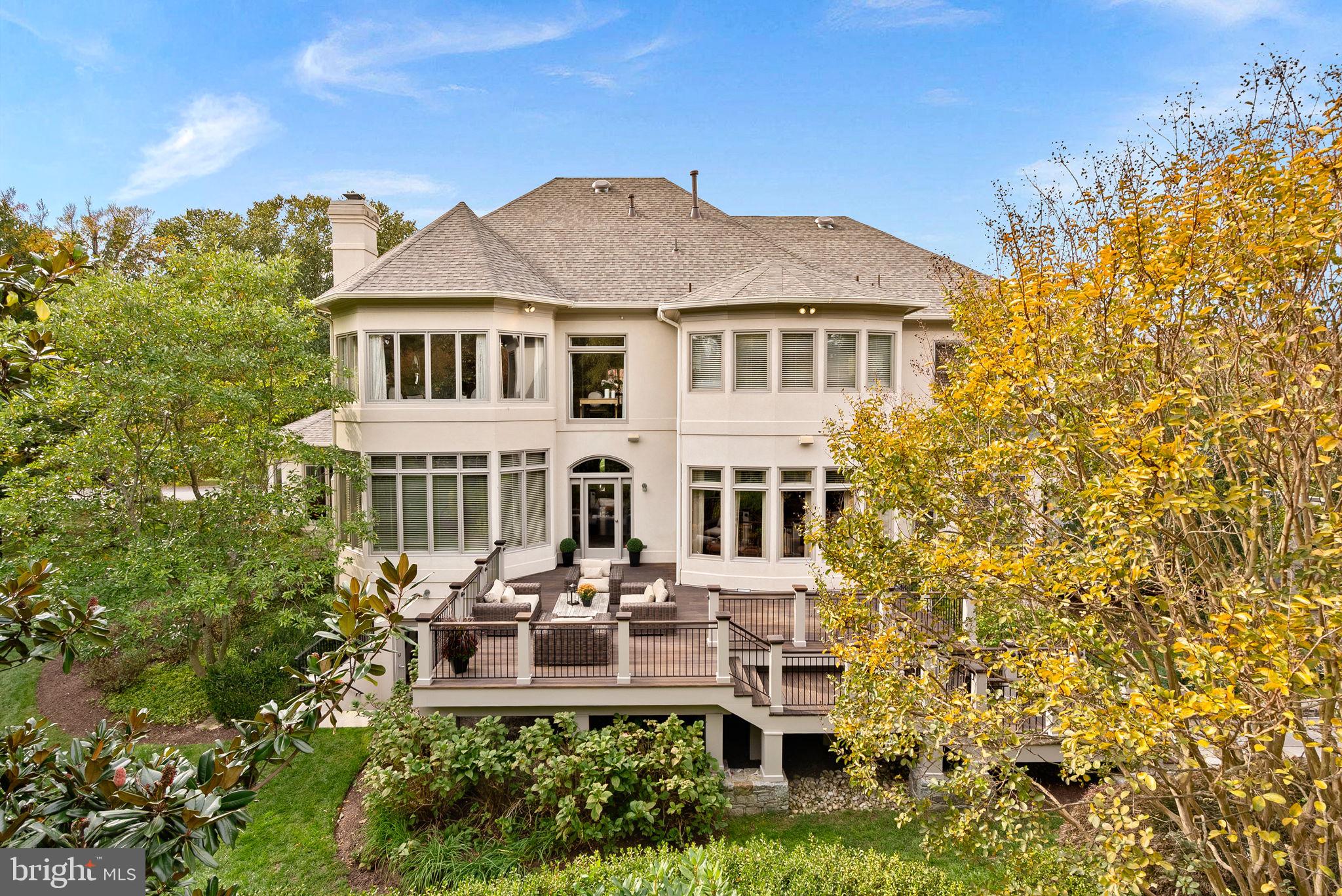 TIMBERLAKE ESTATES - Residential