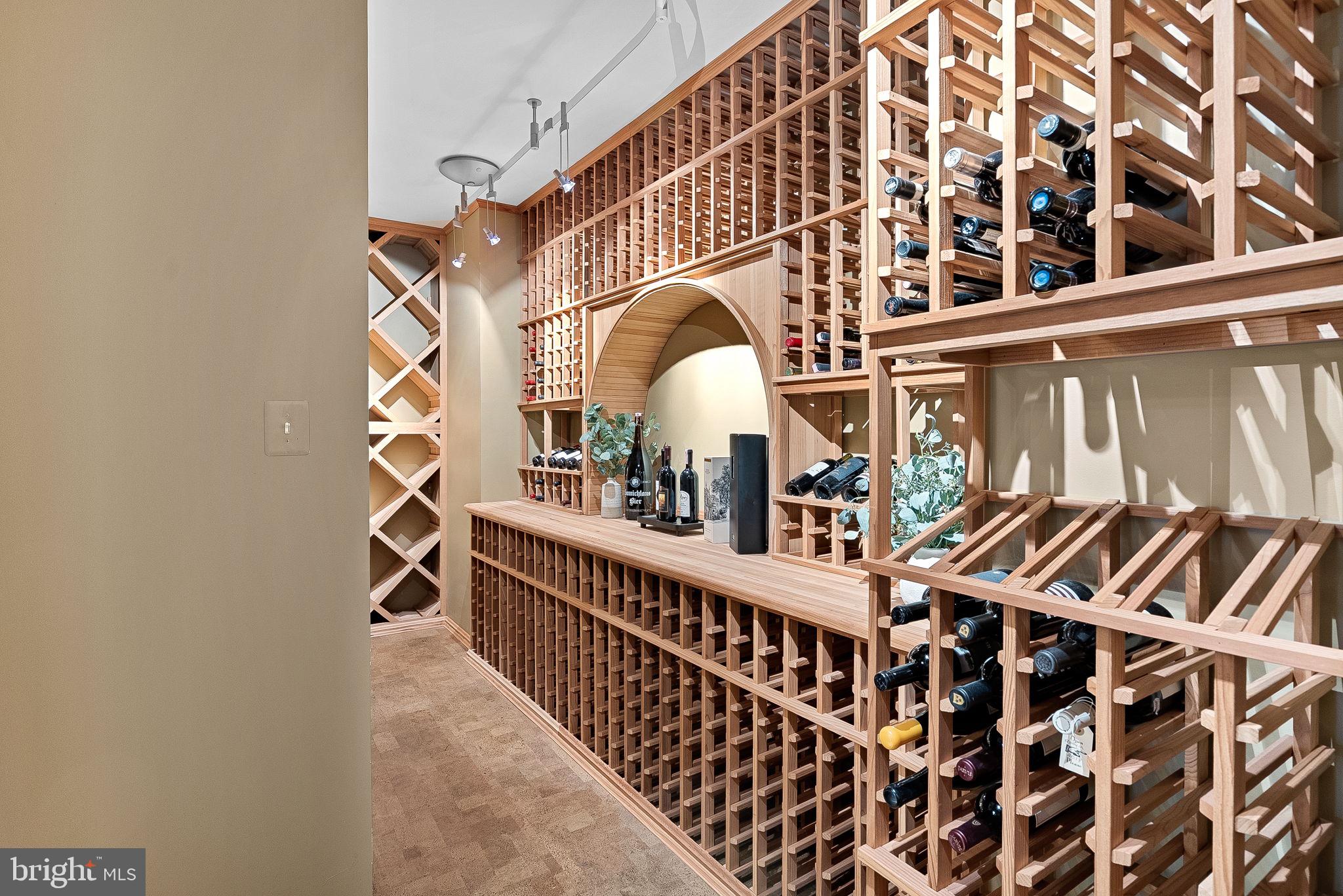 TIMBERLAKE ESTATES - Residential