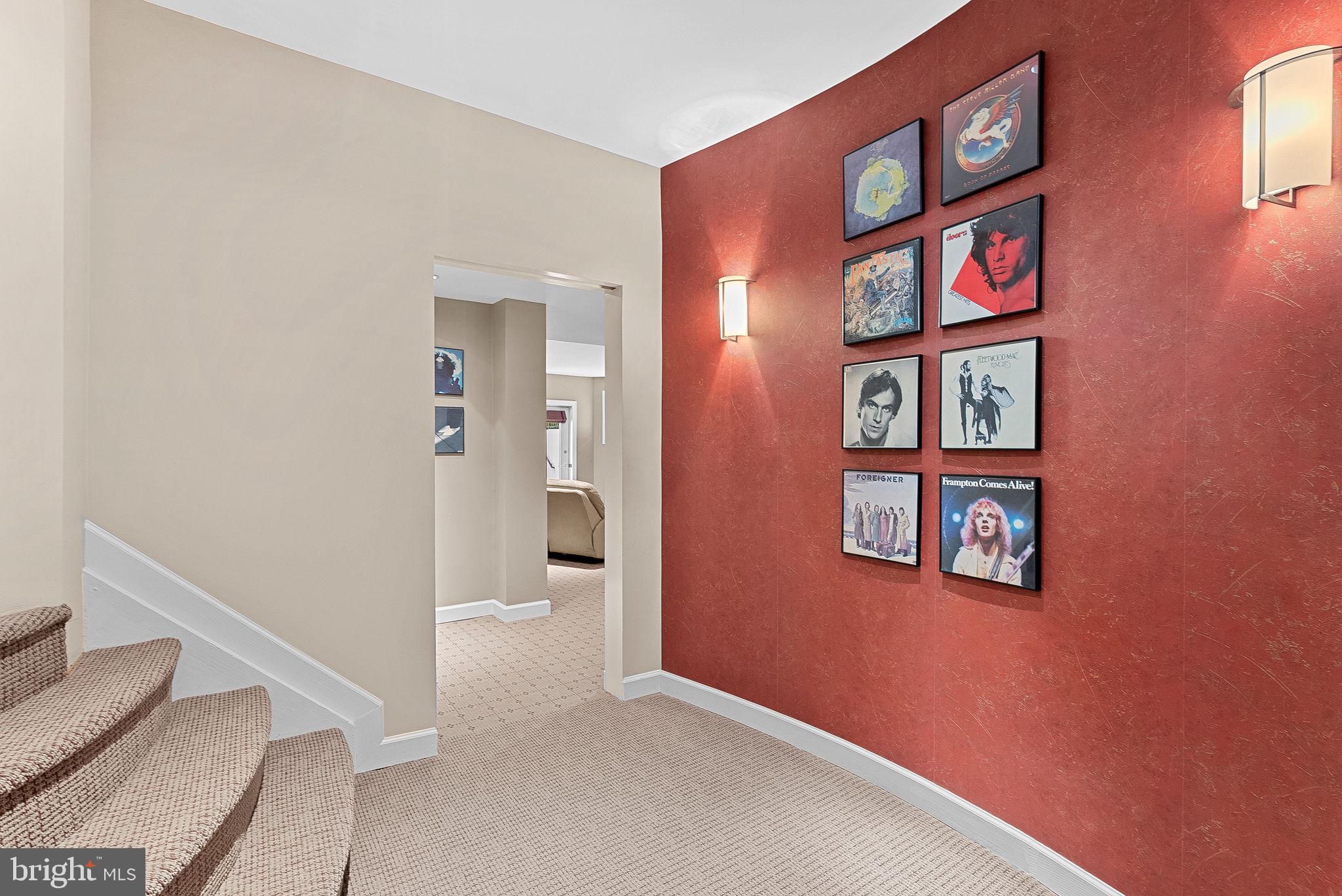 TIMBERLAKE ESTATES - Residential