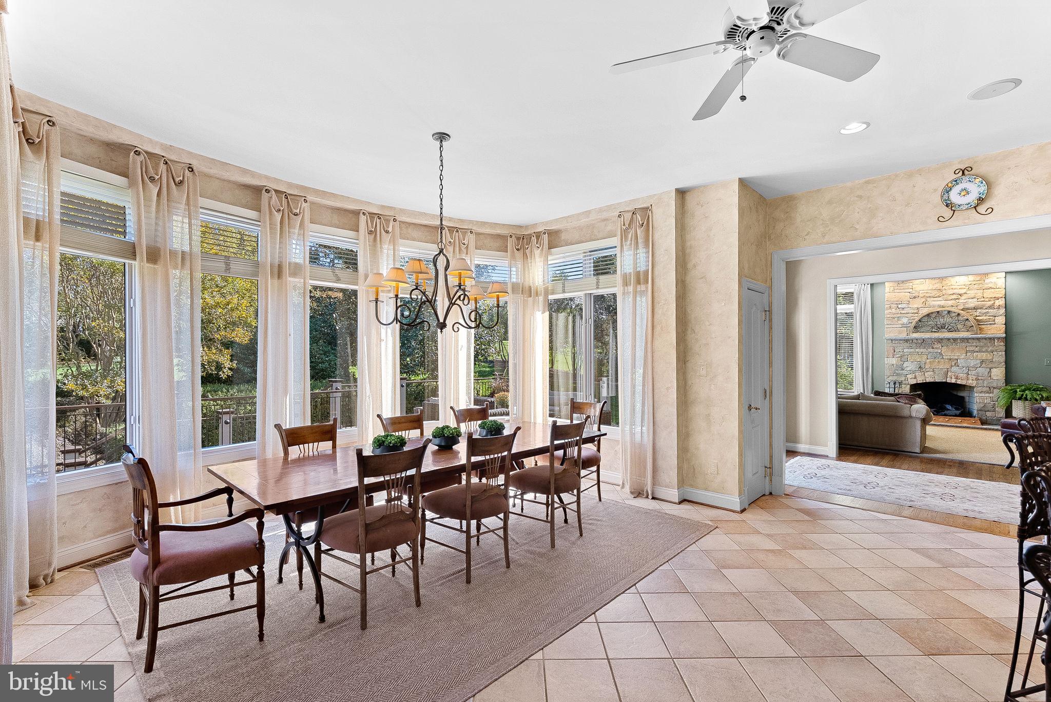 TIMBERLAKE ESTATES - Residential