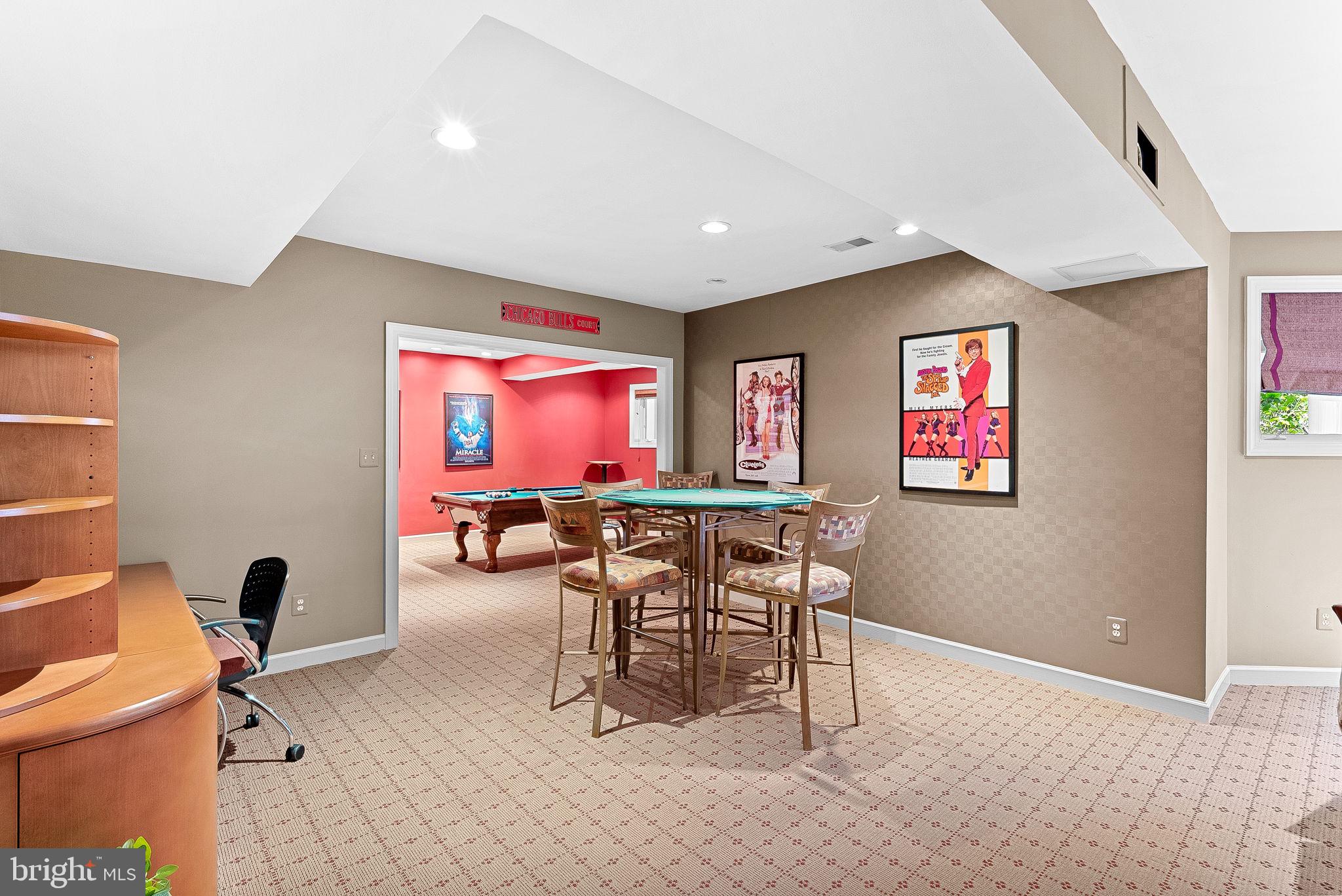 TIMBERLAKE ESTATES - Residential