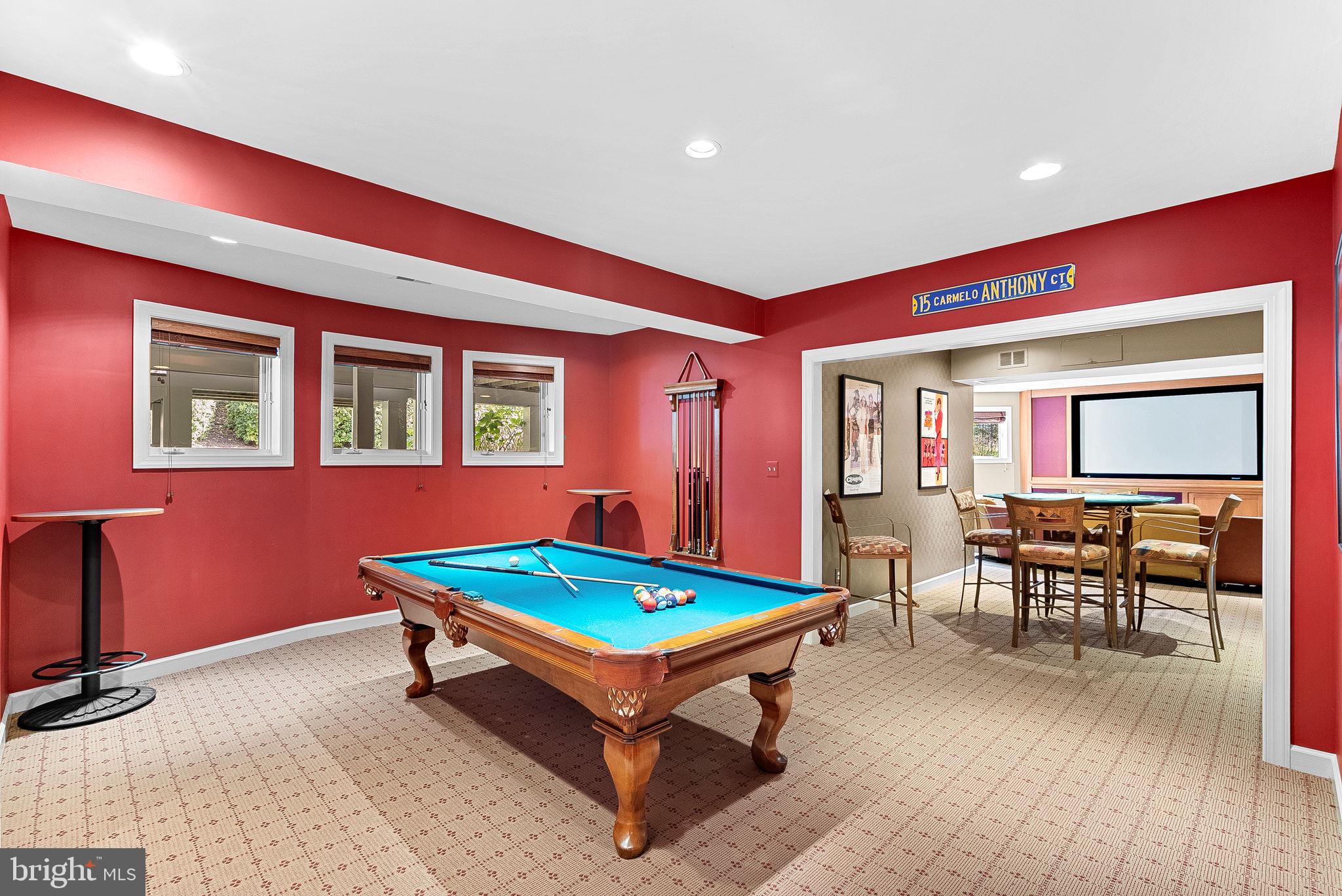 TIMBERLAKE ESTATES - Residential