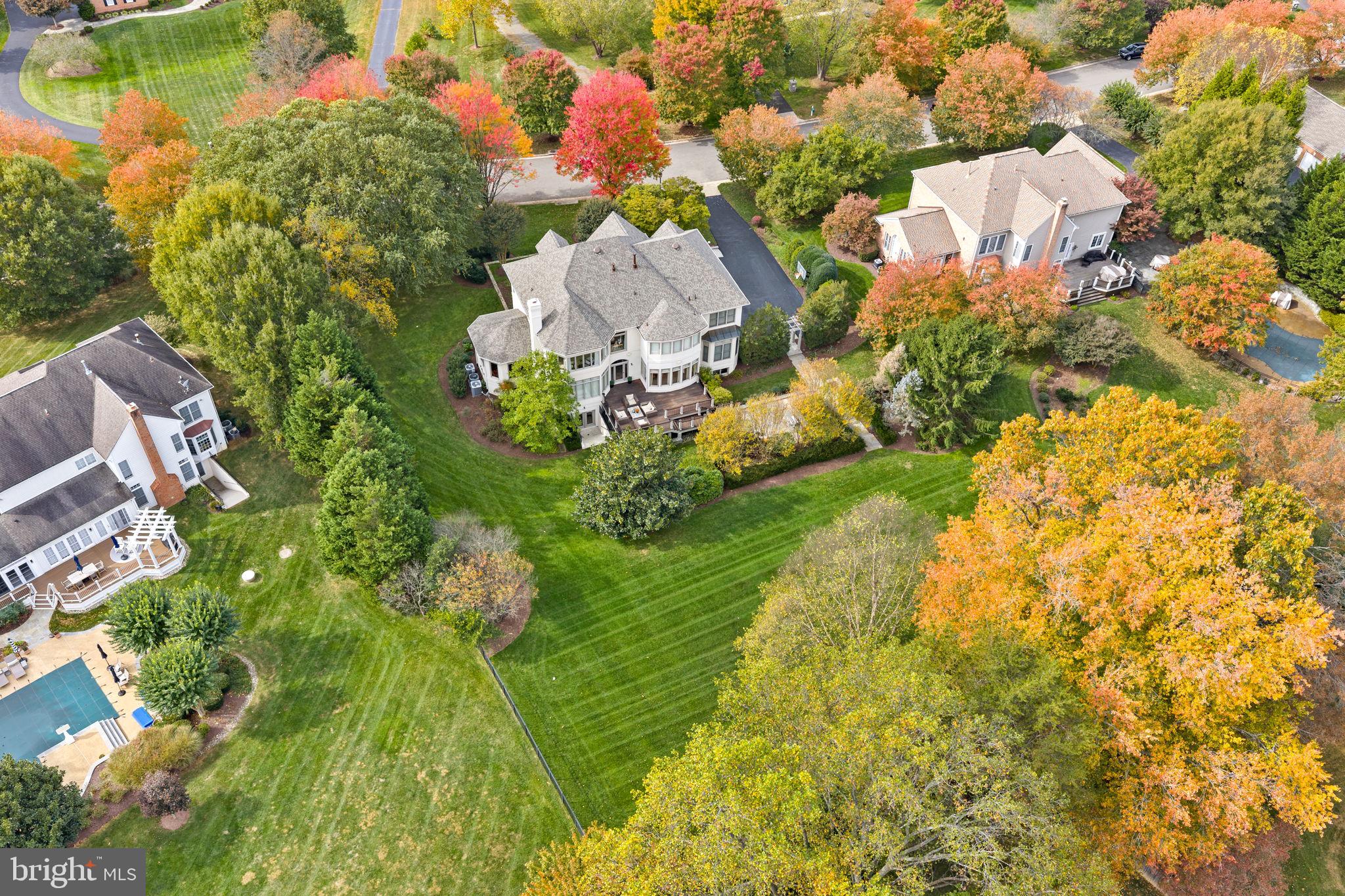 TIMBERLAKE ESTATES - Residential