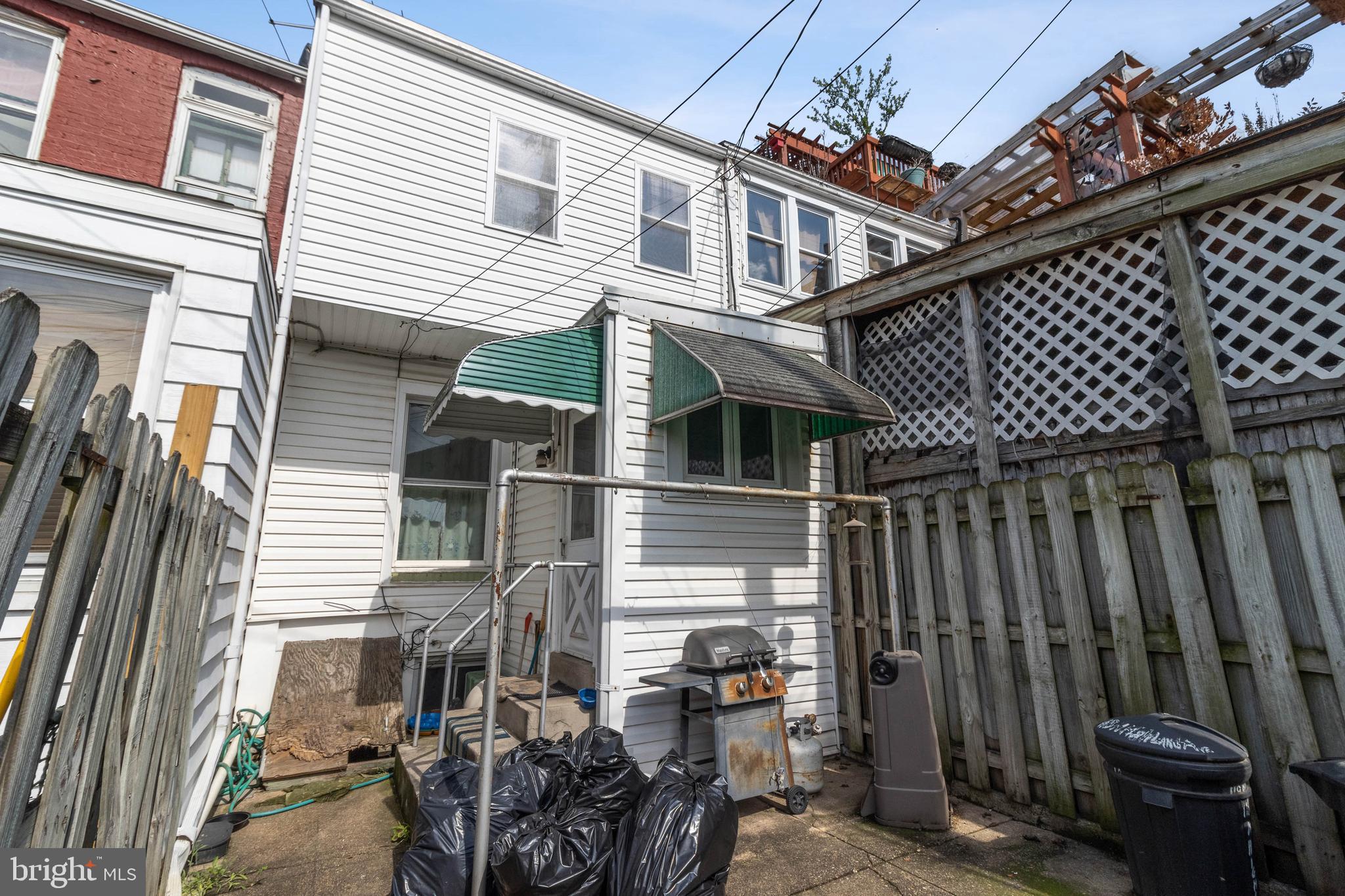 HIGHLANDTOWN - Residential