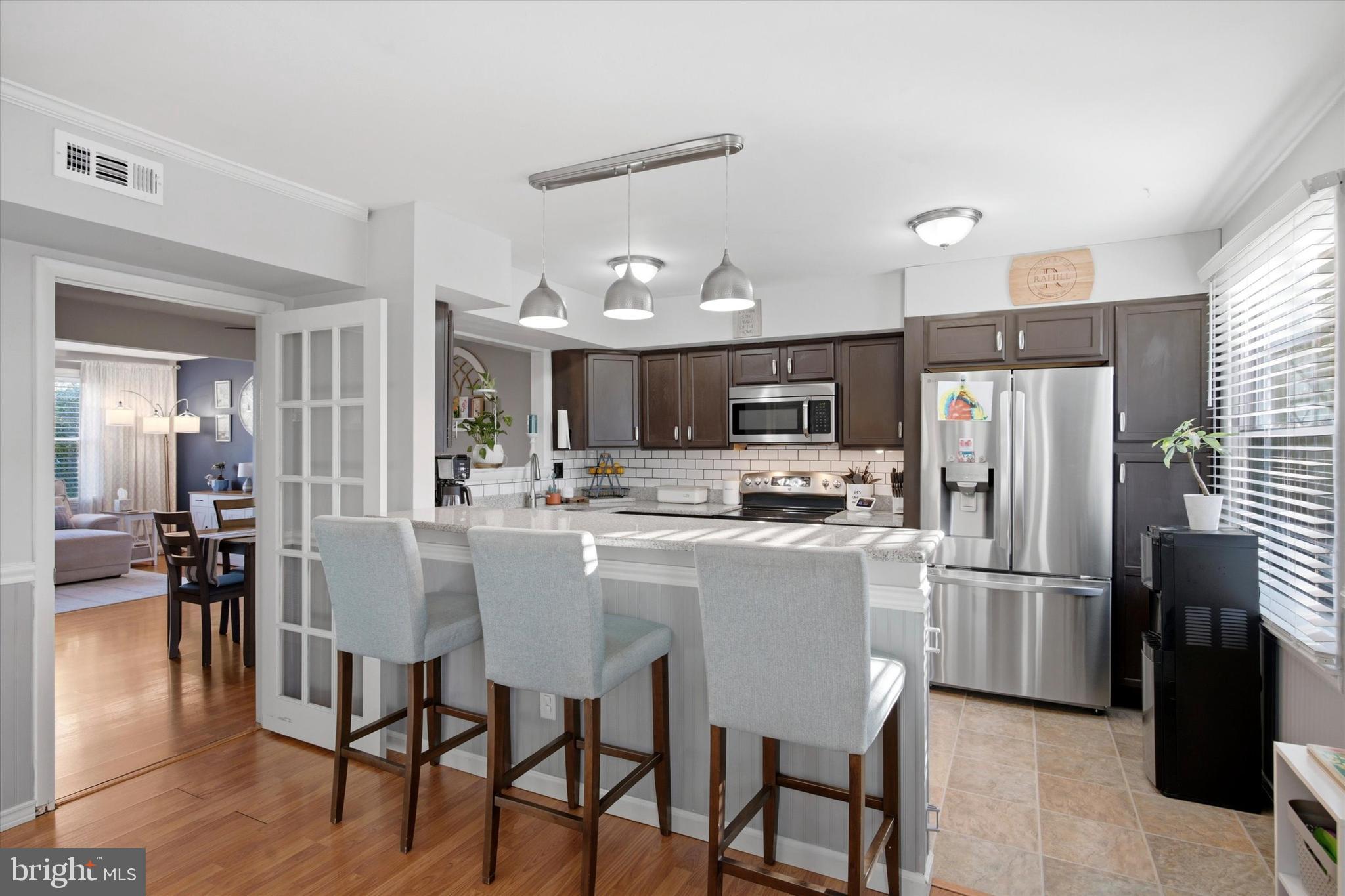 IVY MEADOWS - Residential