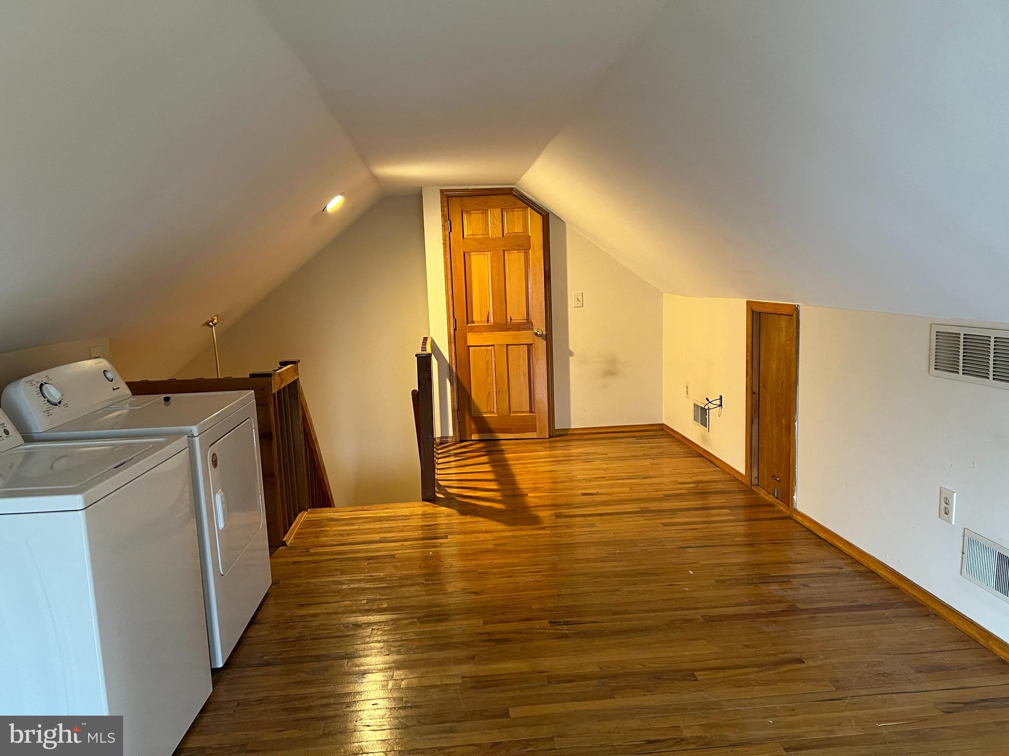 000 - Residential Lease