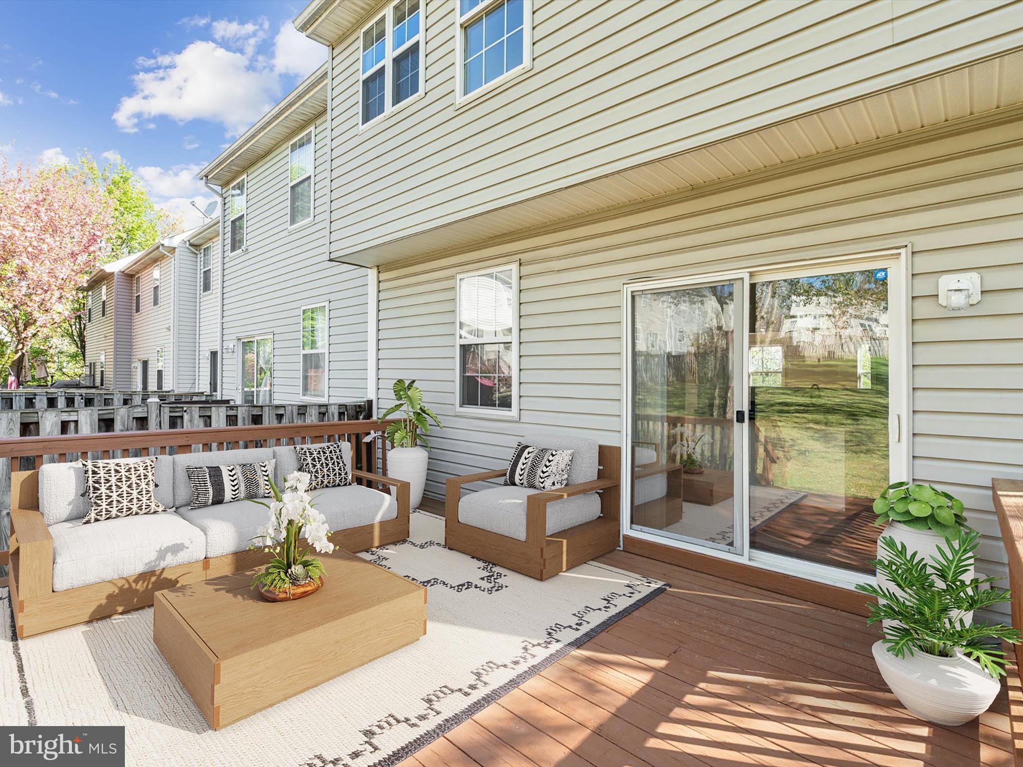 THE MEWS AT MENLOUGH - Residential