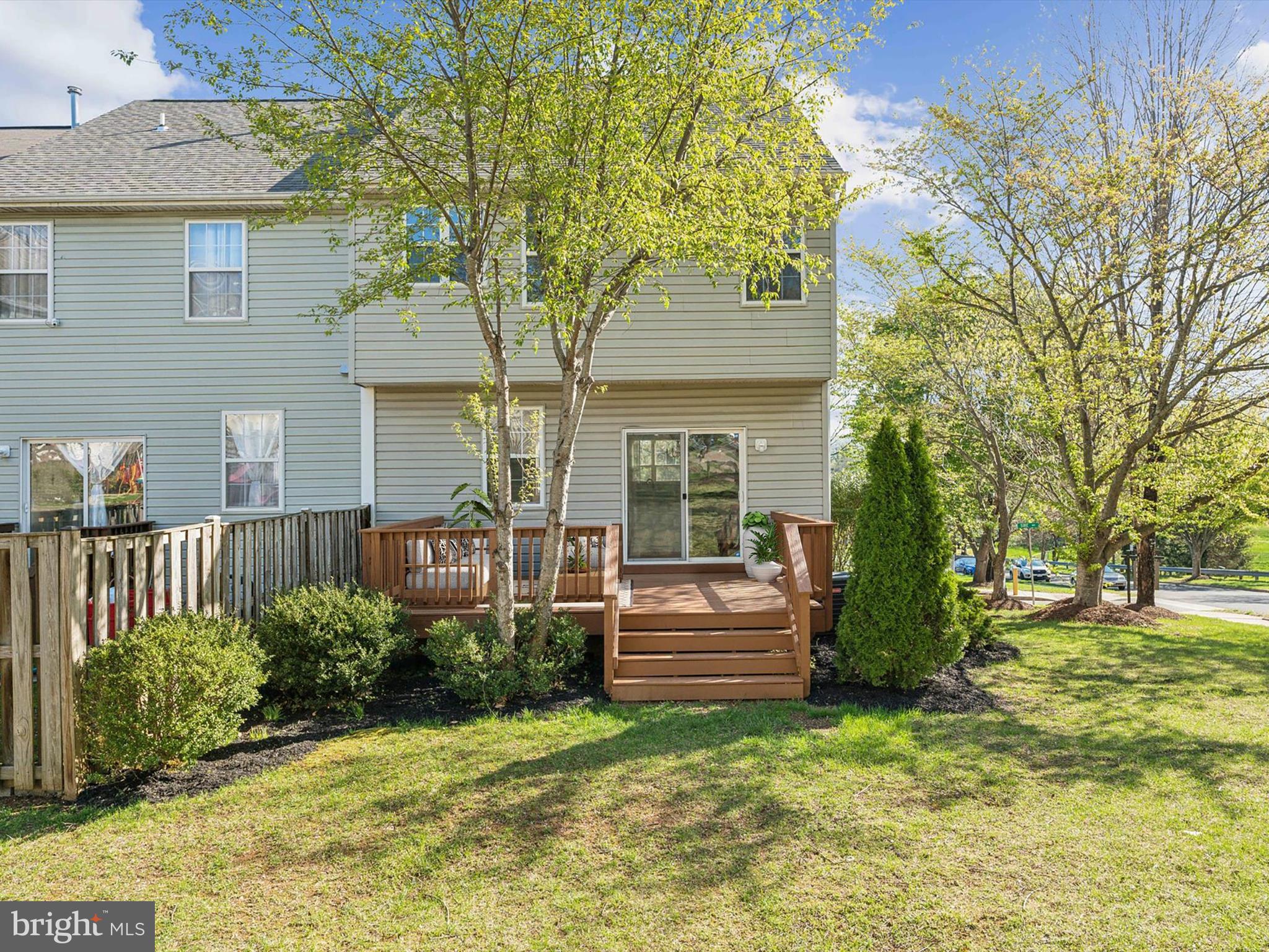 THE MEWS AT MENLOUGH - Residential