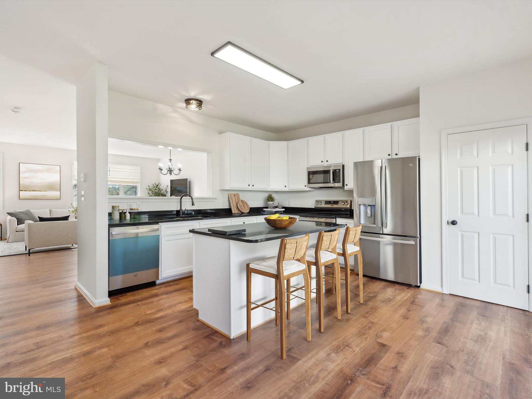 THE MEWS AT MENLOUGH - Residential