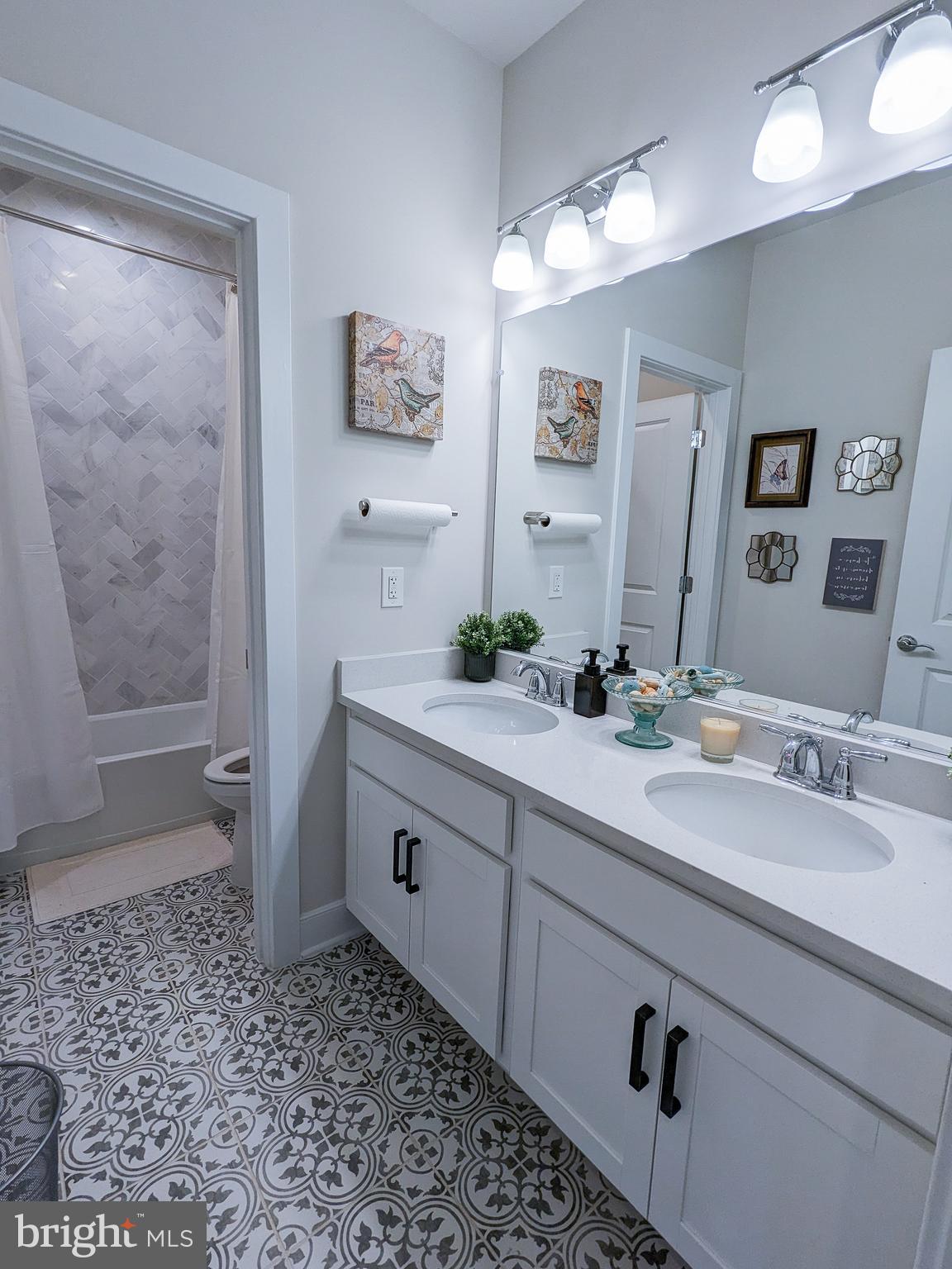 POTOMAC SHORES - Residential Lease