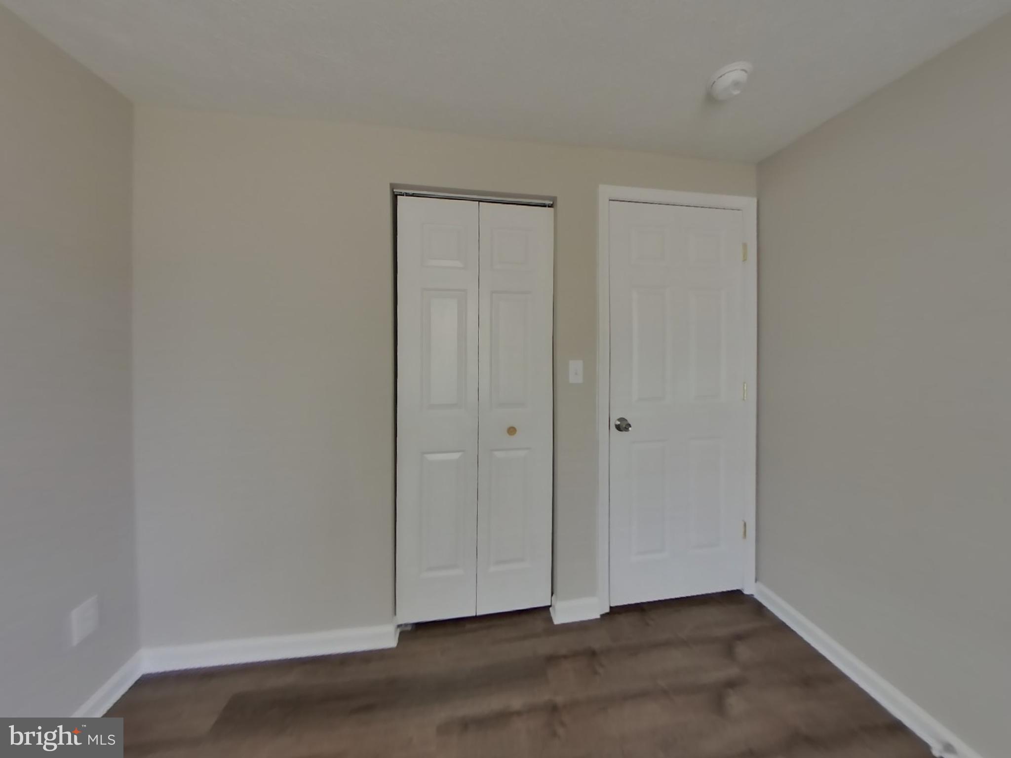 PORT O DUMFRIES - Residential Lease