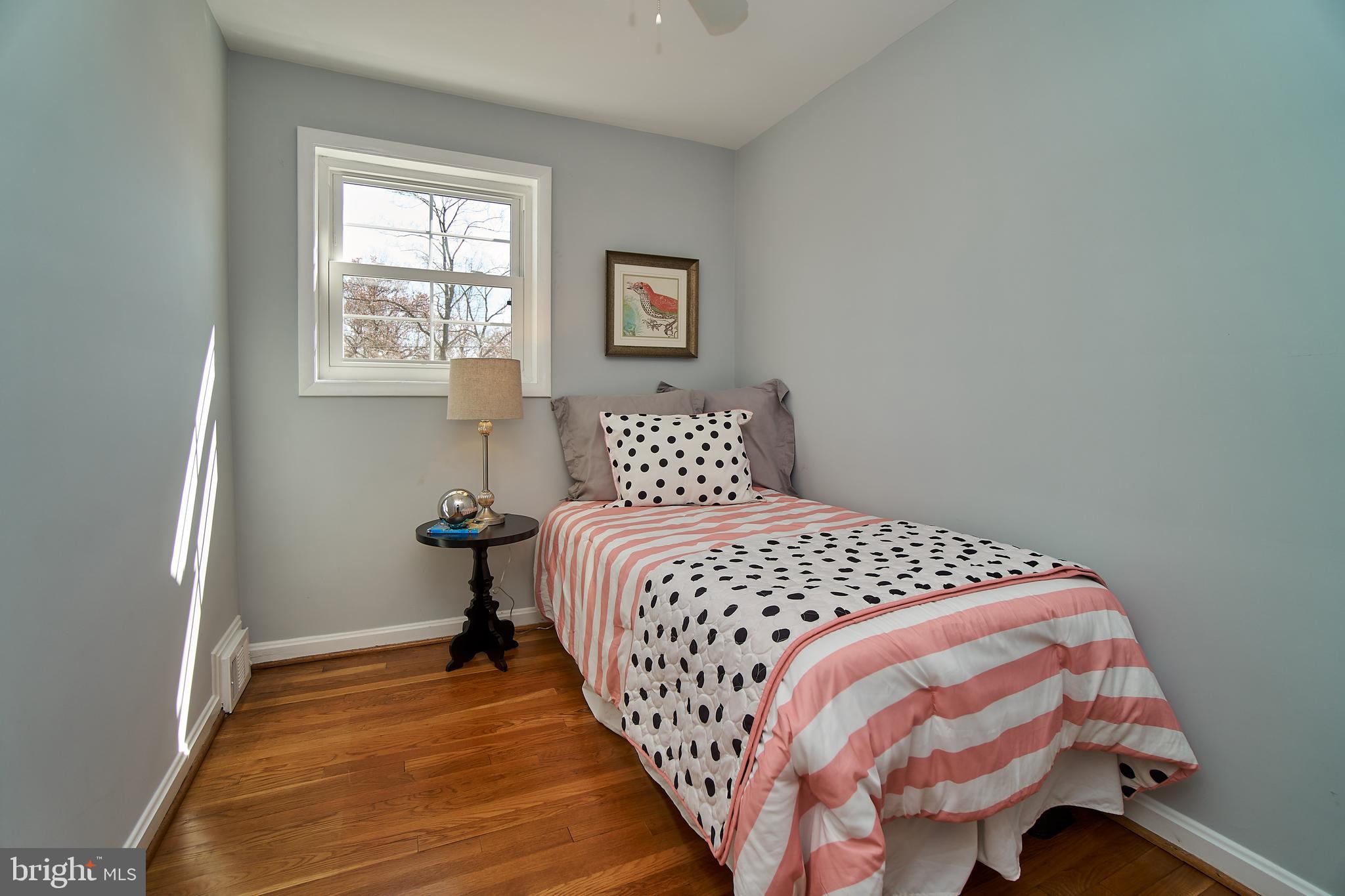 BROYHILL PARK - Residential