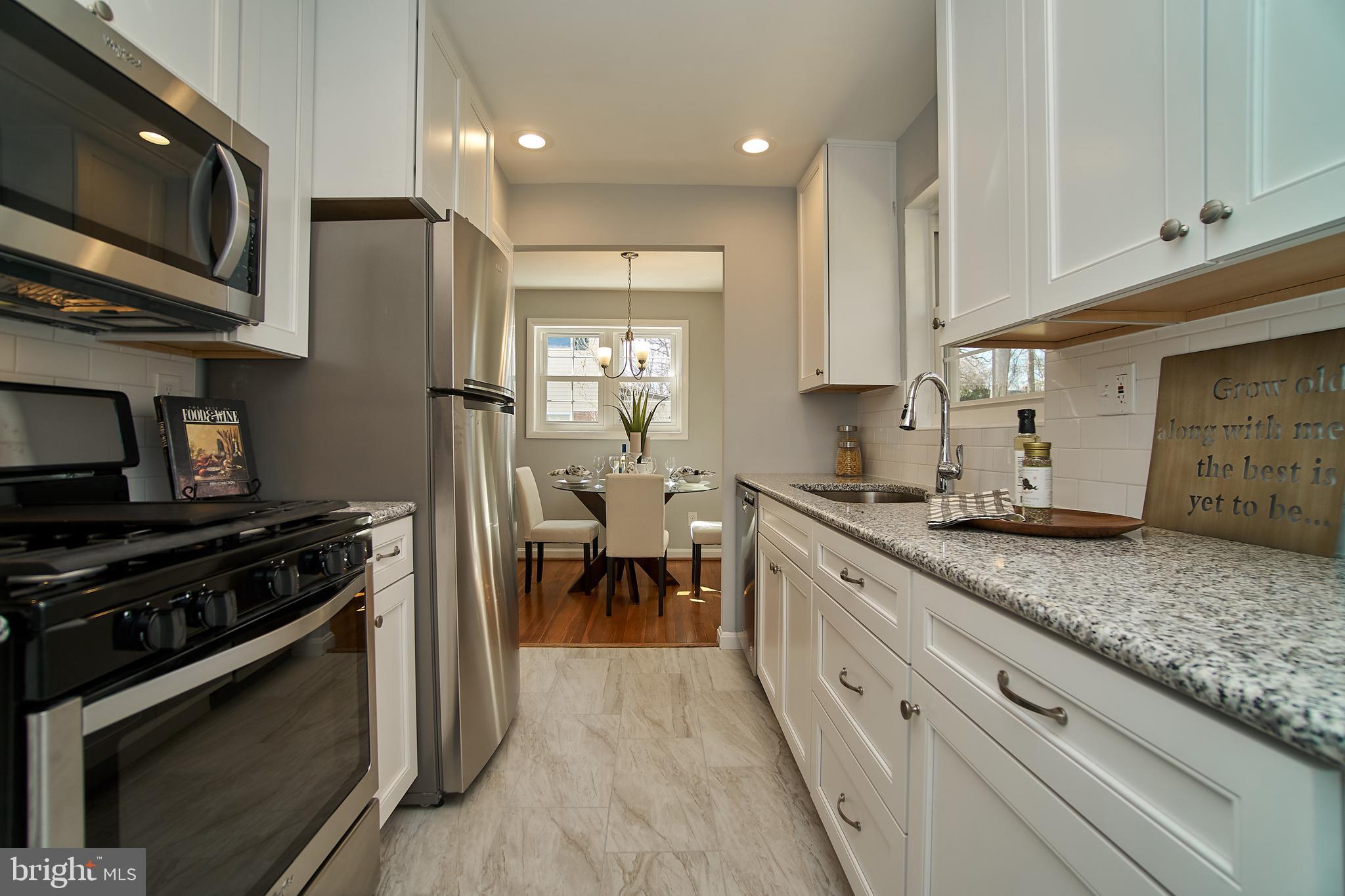 BROYHILL PARK - Residential