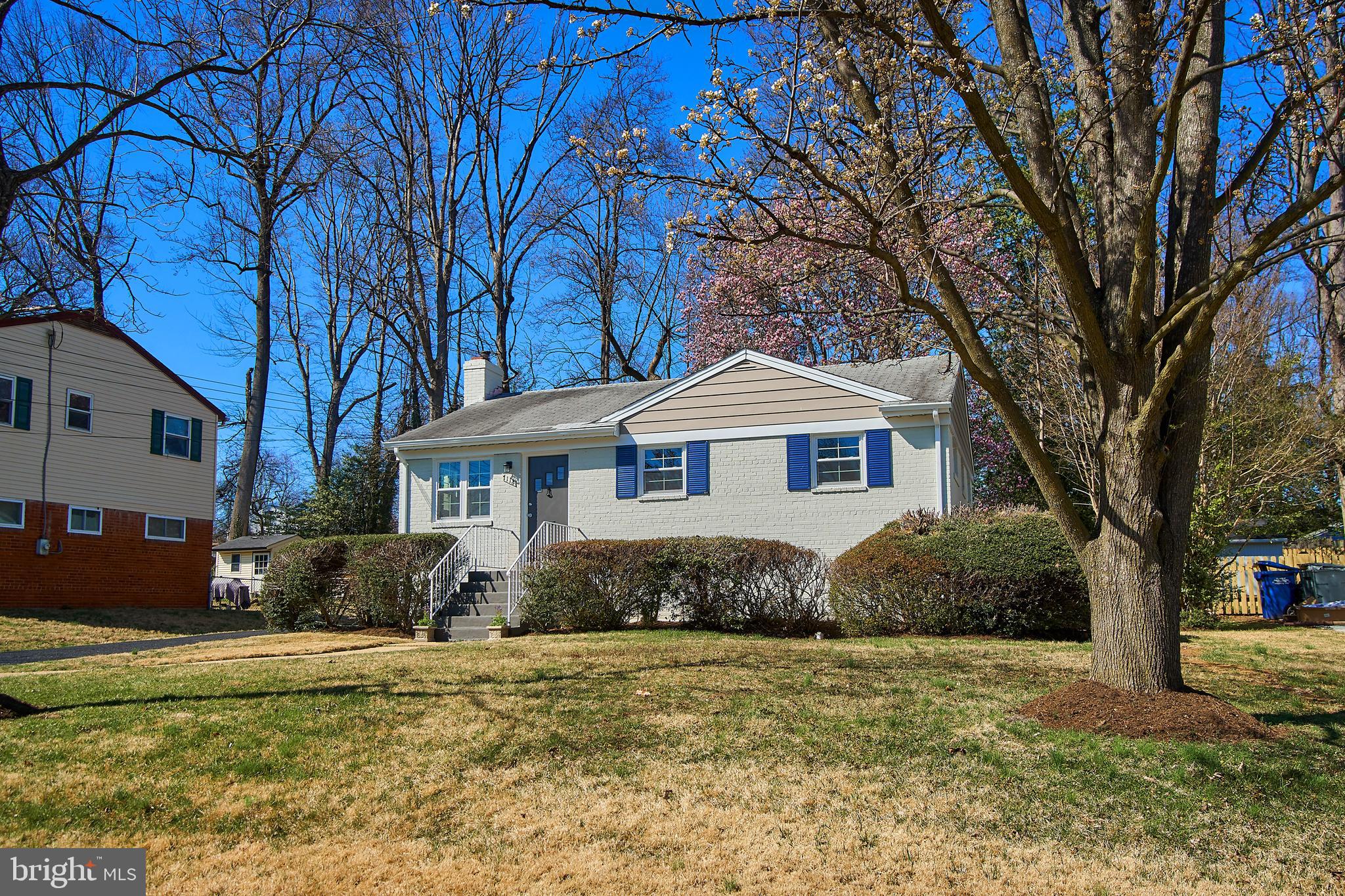 BROYHILL PARK - Residential