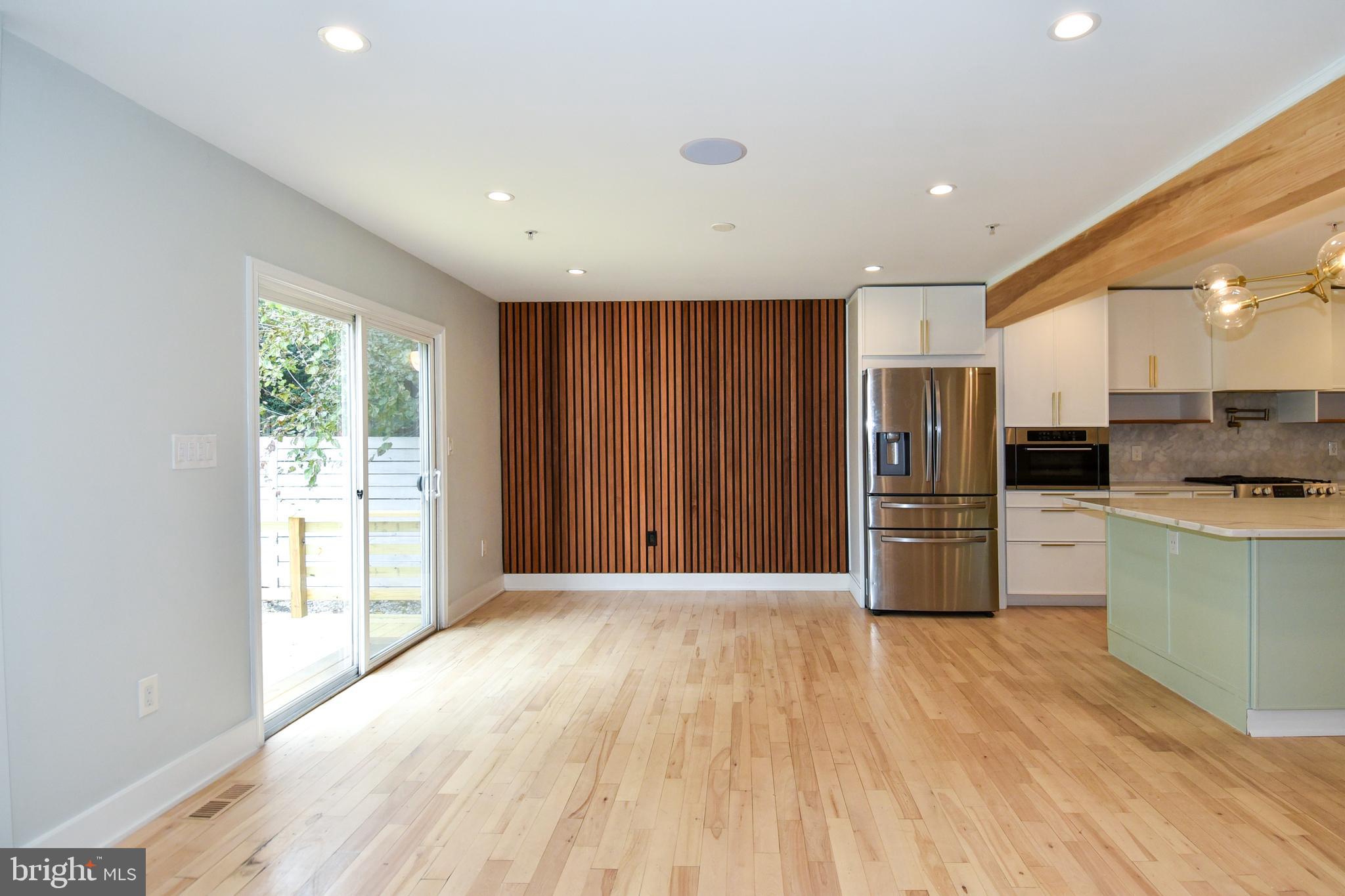 BRENTWOOD - Residential Lease