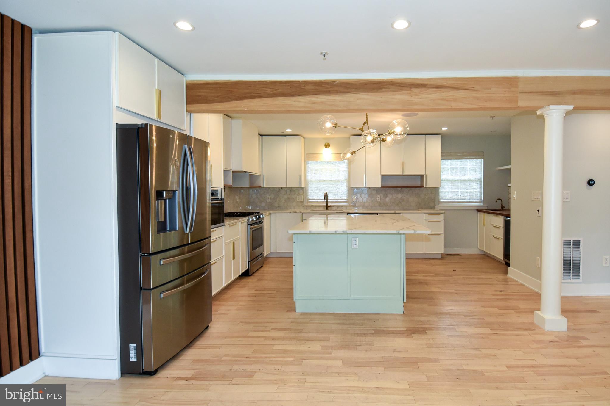 BRENTWOOD - Residential Lease