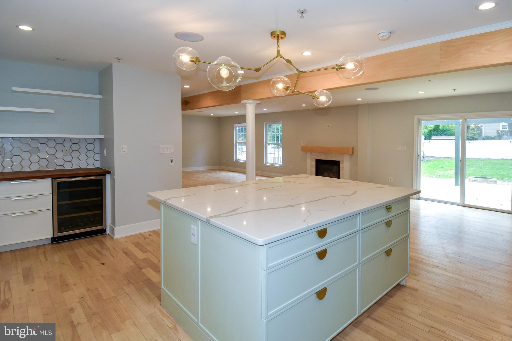 BRENTWOOD - Residential Lease