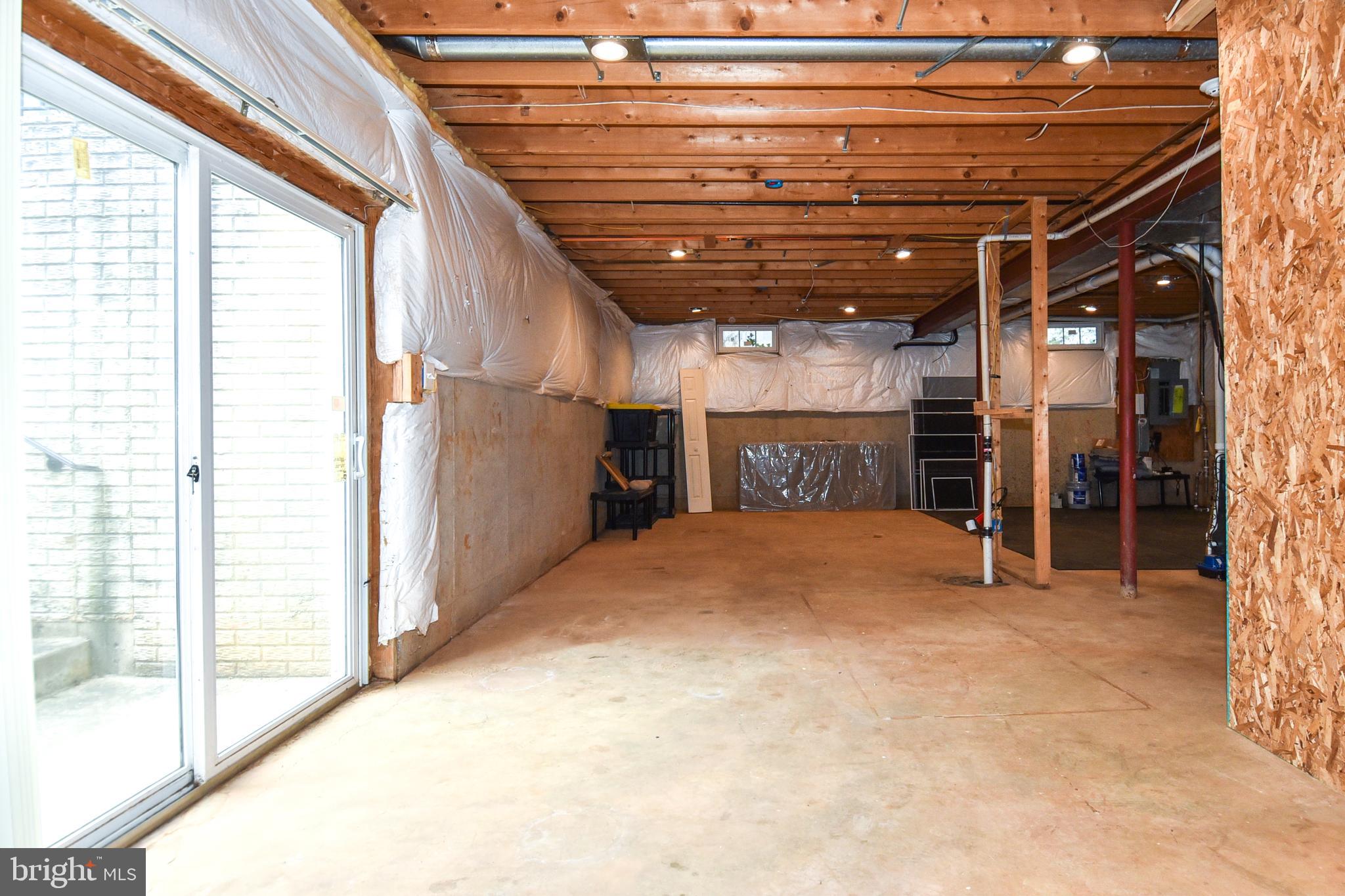 BRENTWOOD - Residential Lease