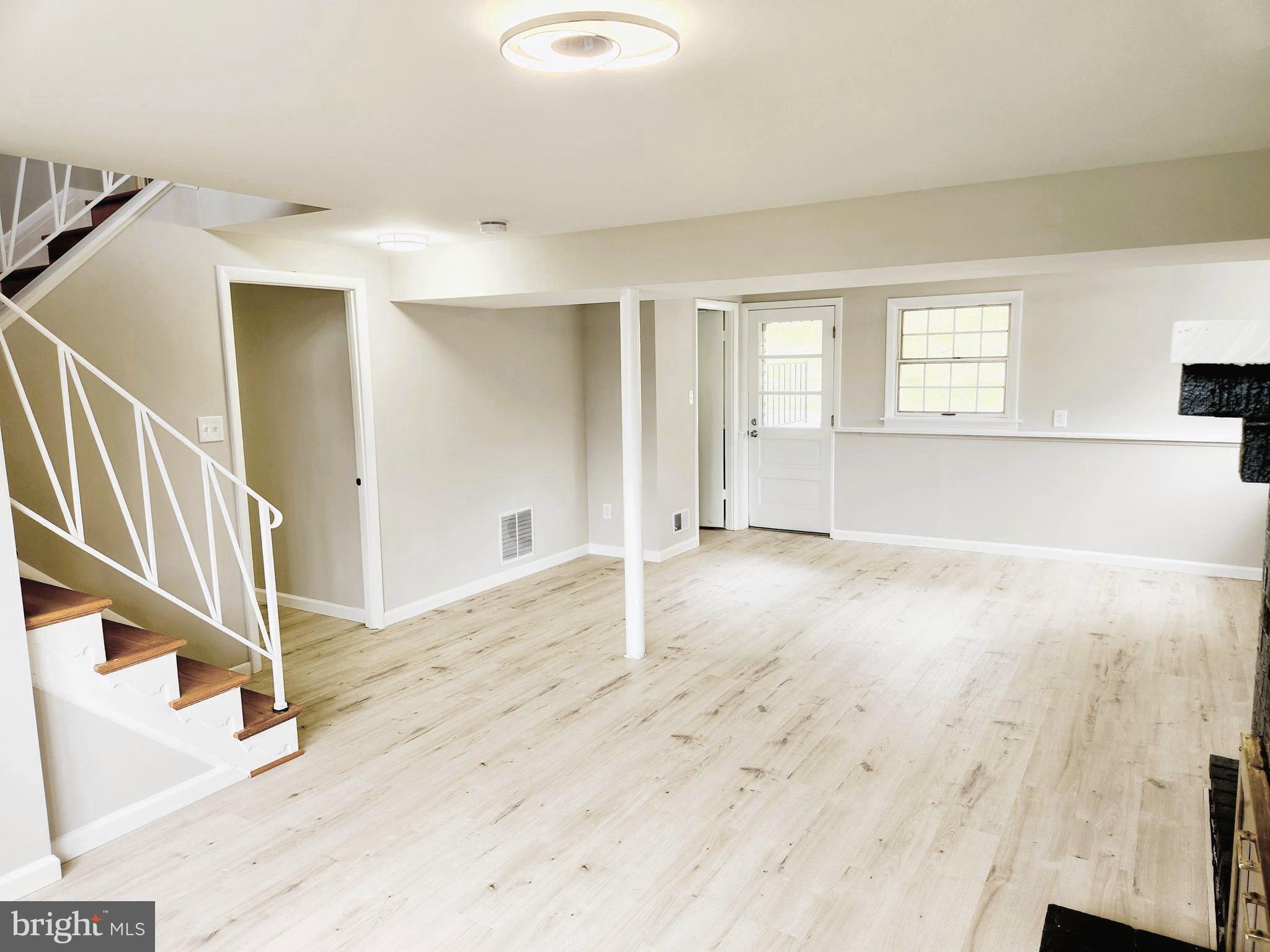 WEYBURN PARK - Residential Lease