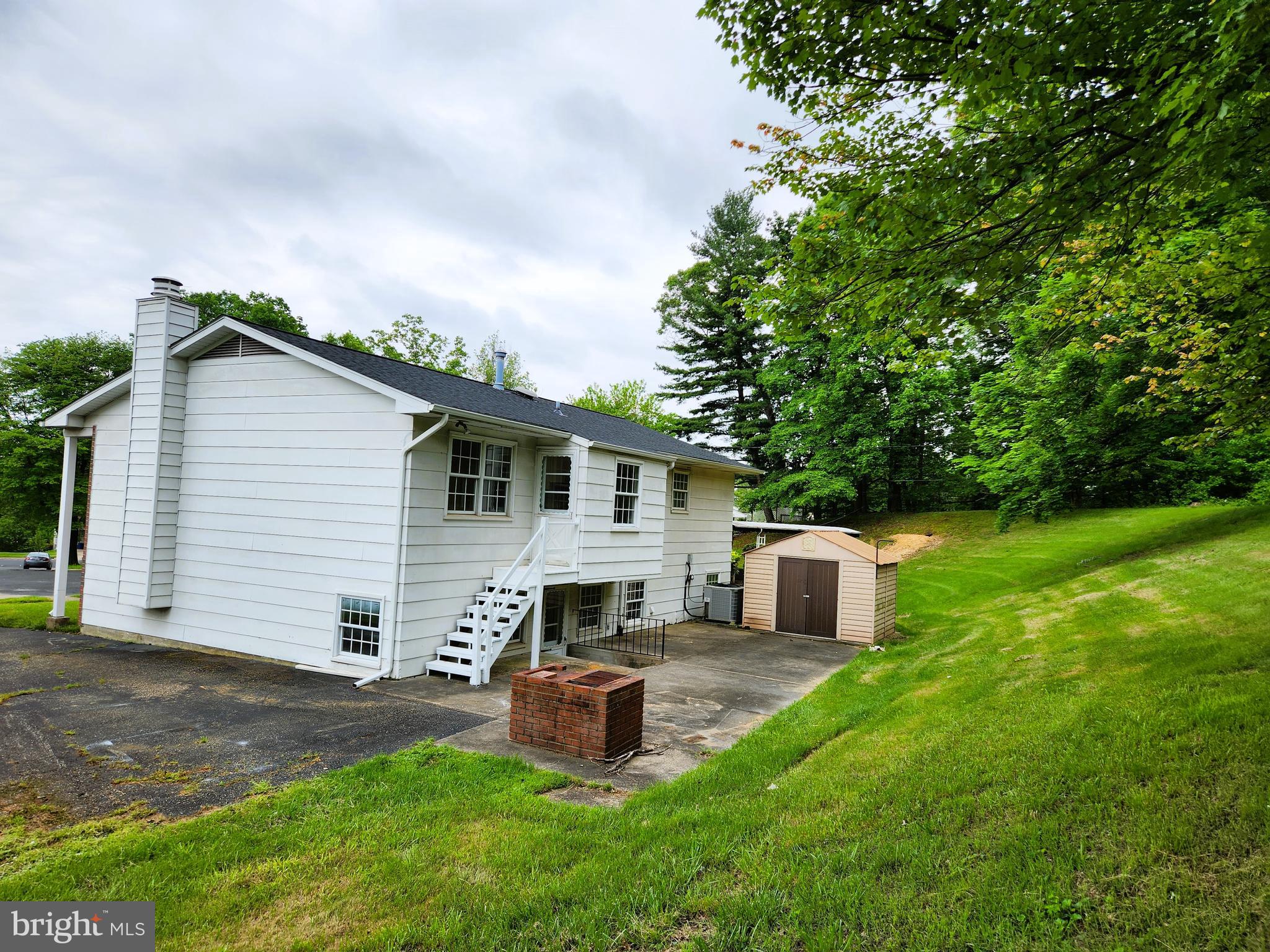 WEYBURN PARK - Residential Lease