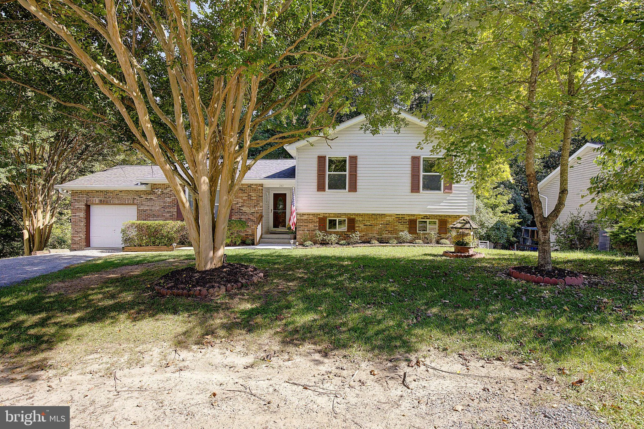 353 Rachaels Way