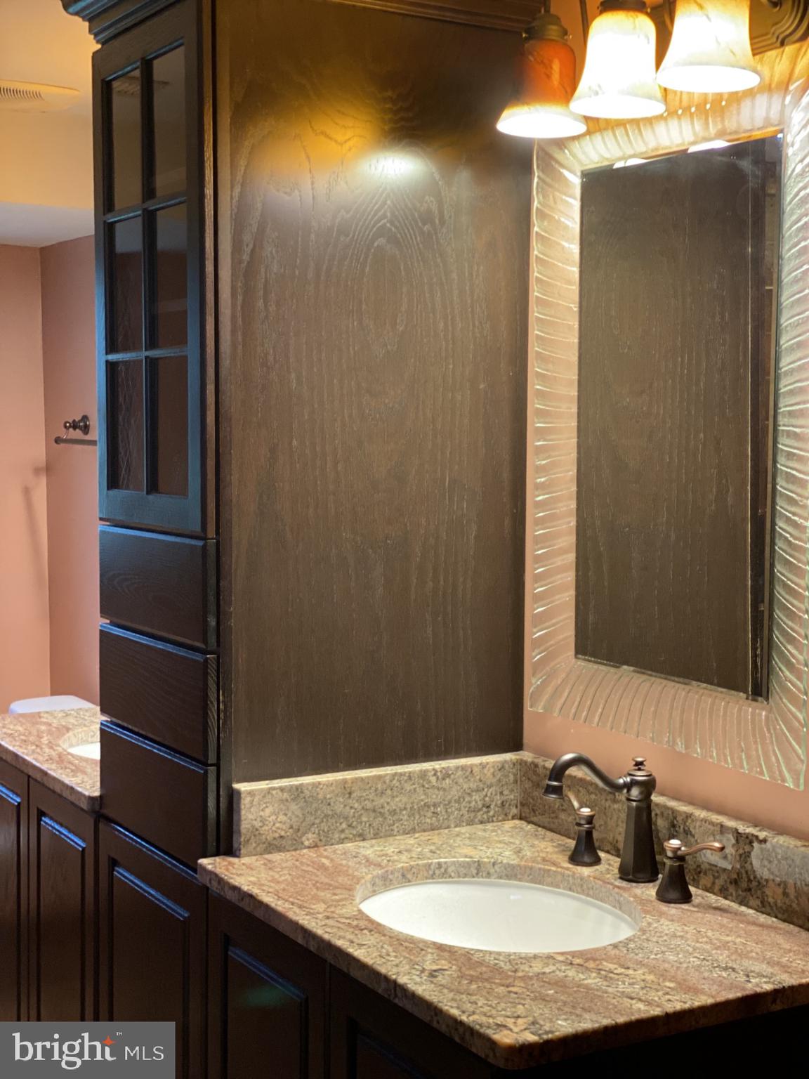 OAKLAND ACRES - Residential