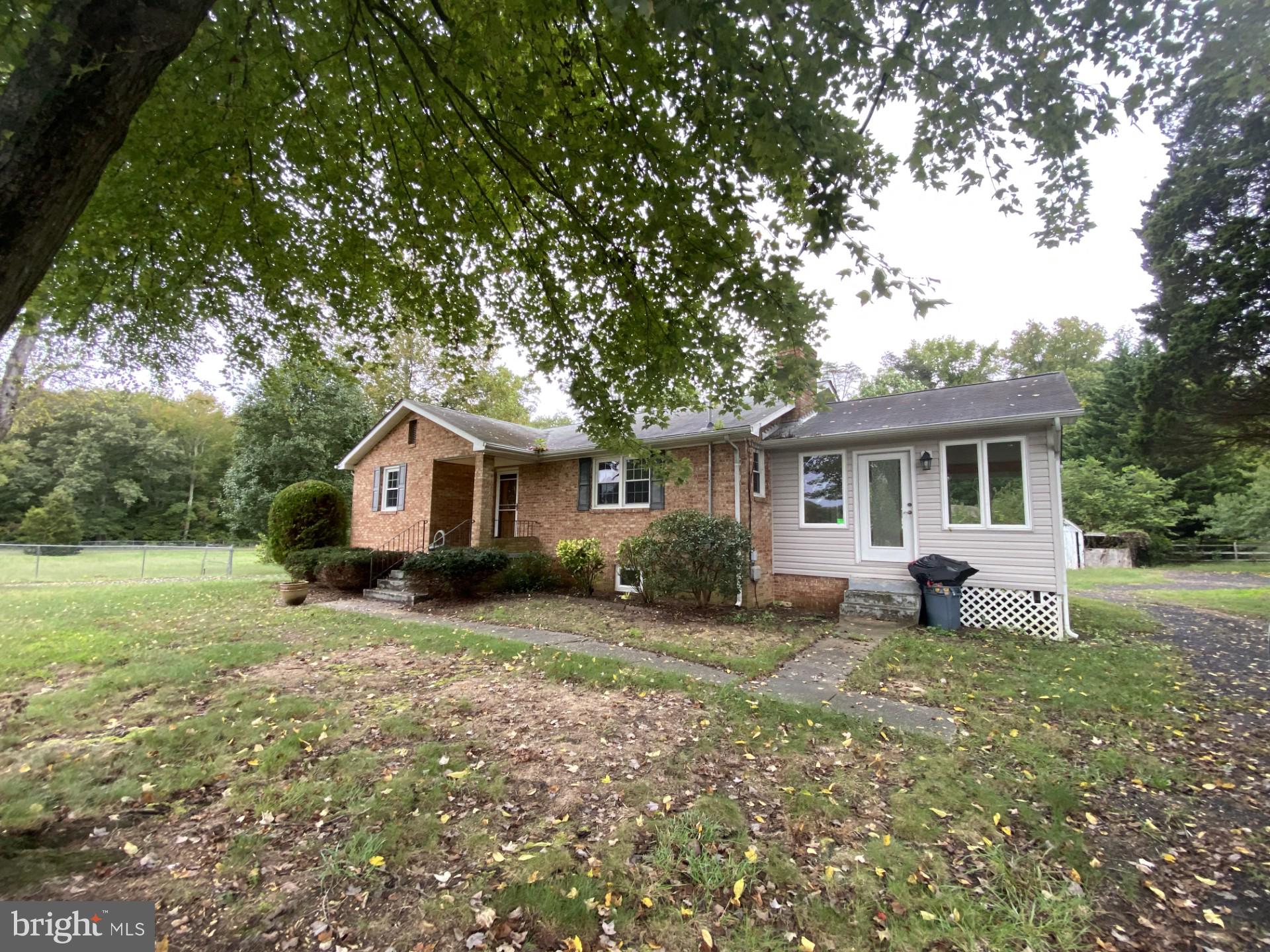 OAKLAND ACRES - Residential