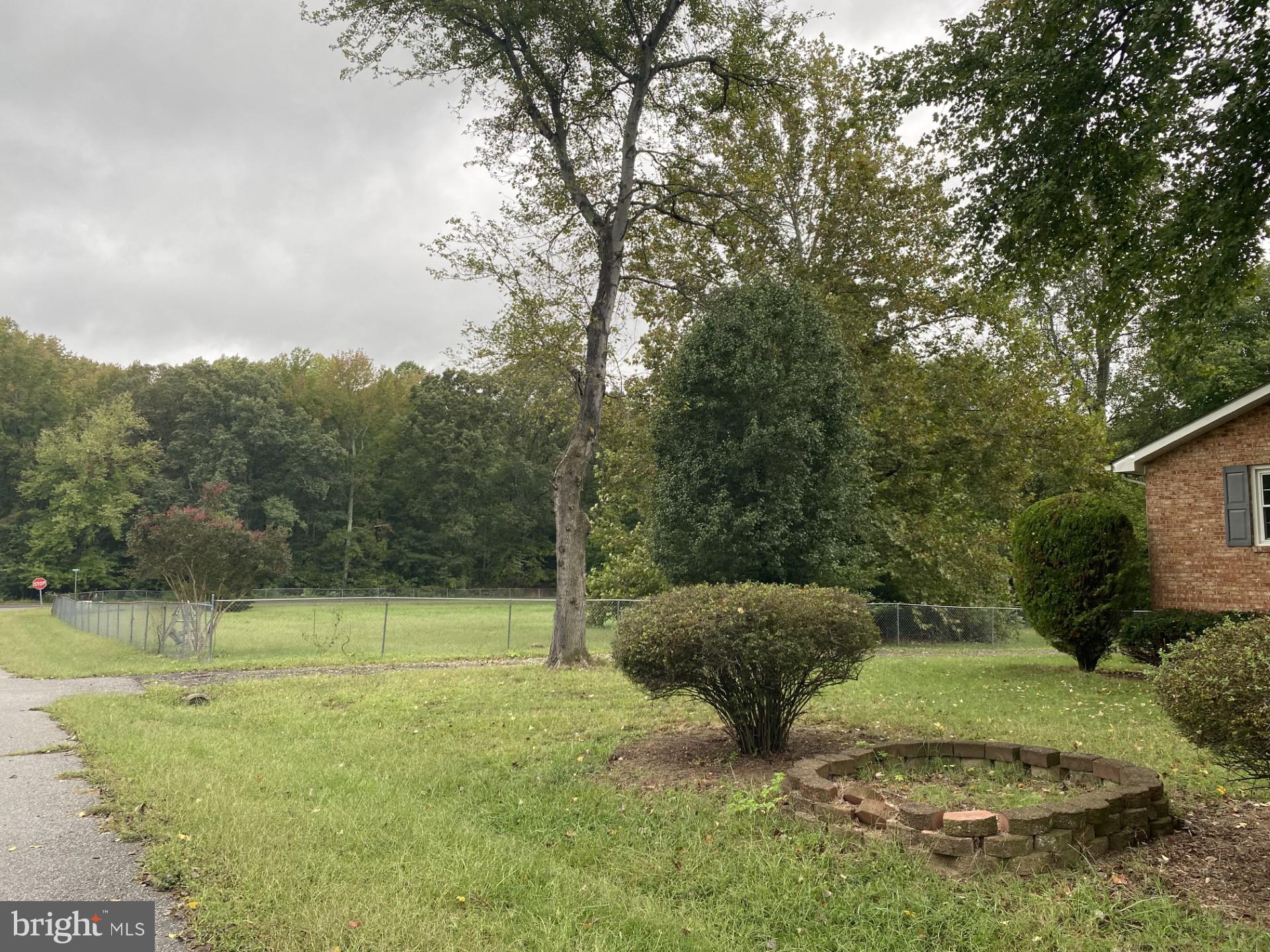 OAKLAND ACRES - Residential