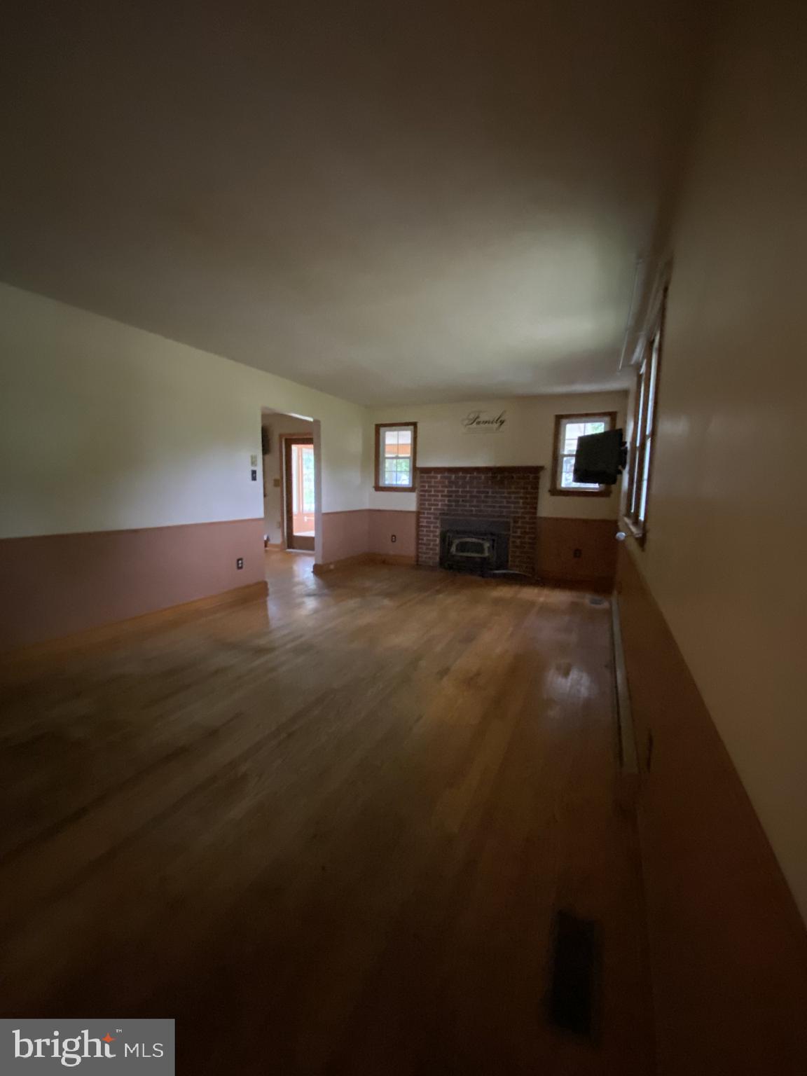 OAKLAND ACRES - Residential