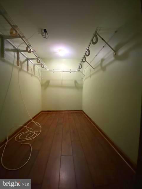 OAKLAND ACRES - Residential