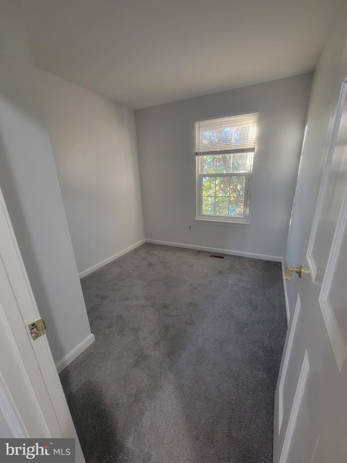 THE MEADOWS - Residential Lease