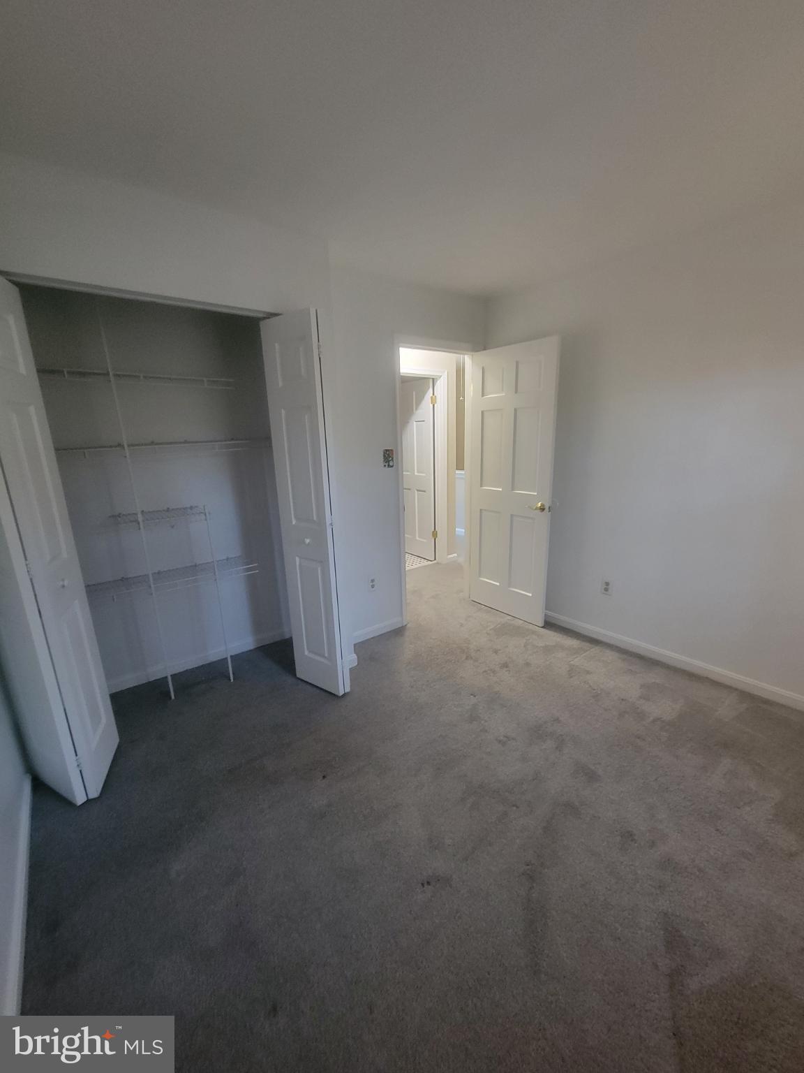 THE MEADOWS - Residential Lease