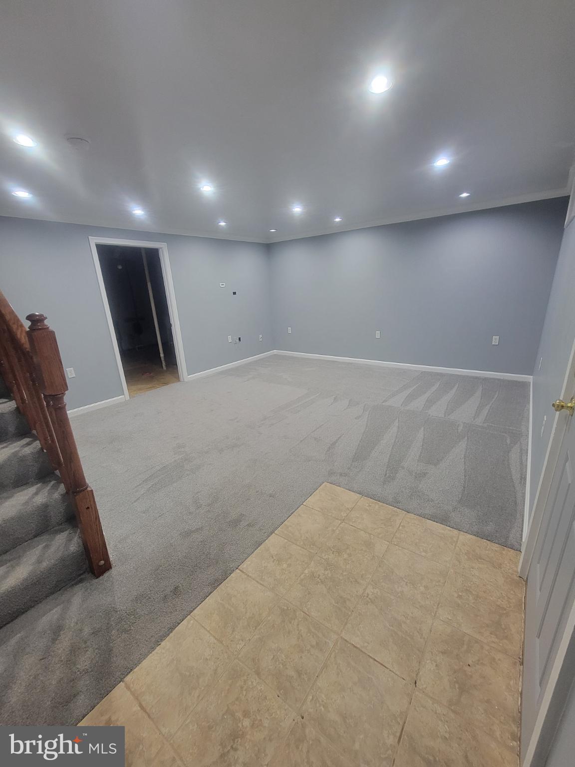 THE MEADOWS - Residential Lease