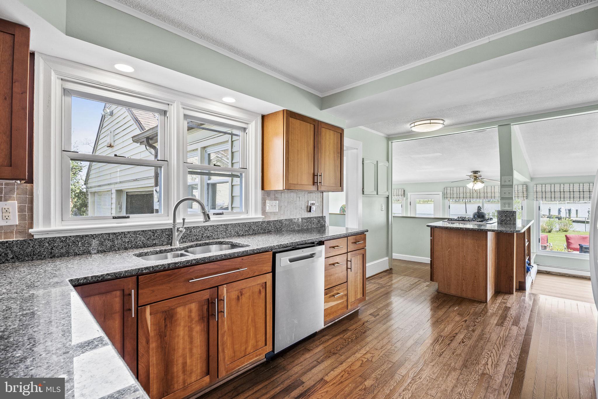 KENT ISLAND ESTATES - Residential