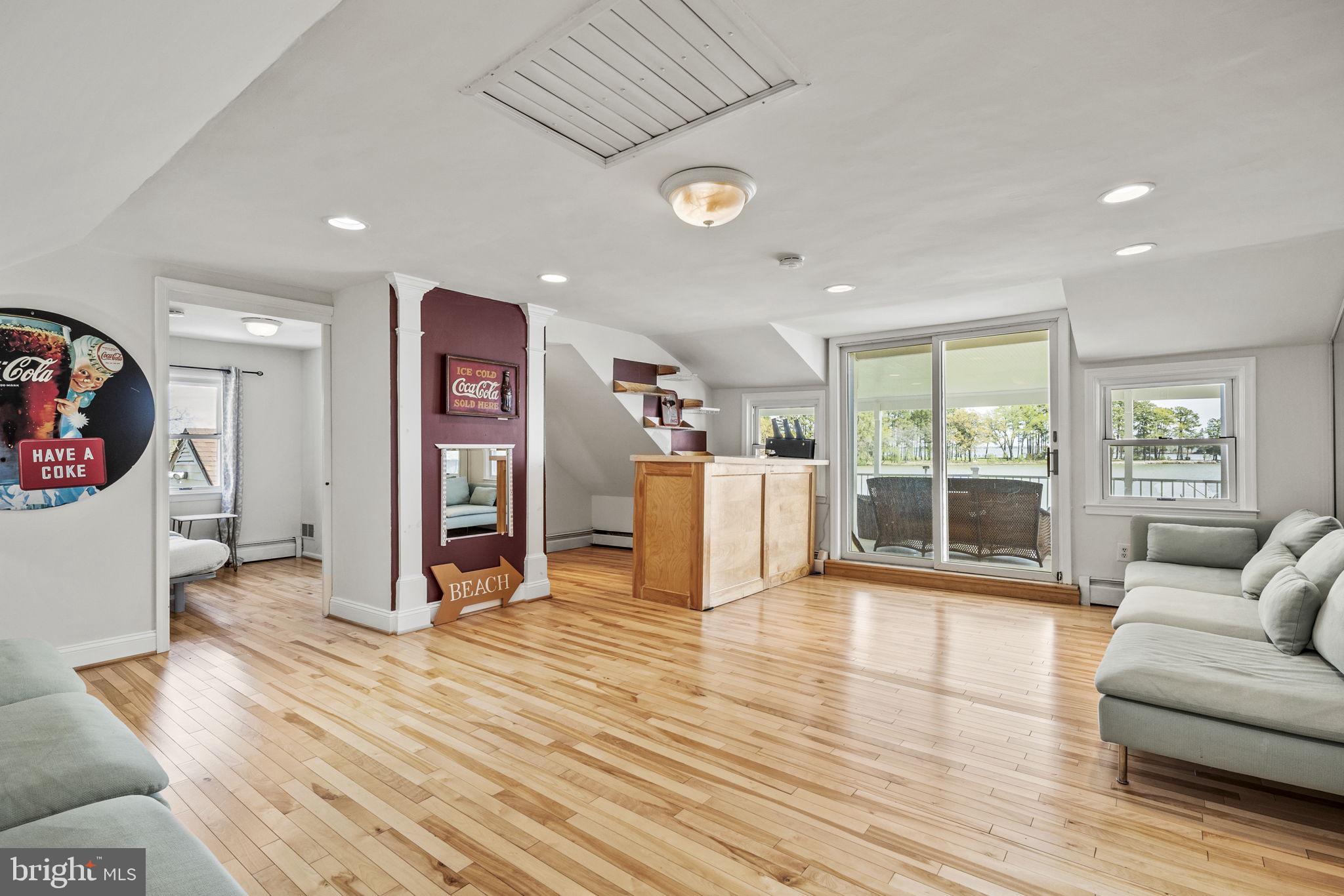 KENT ISLAND ESTATES - Residential