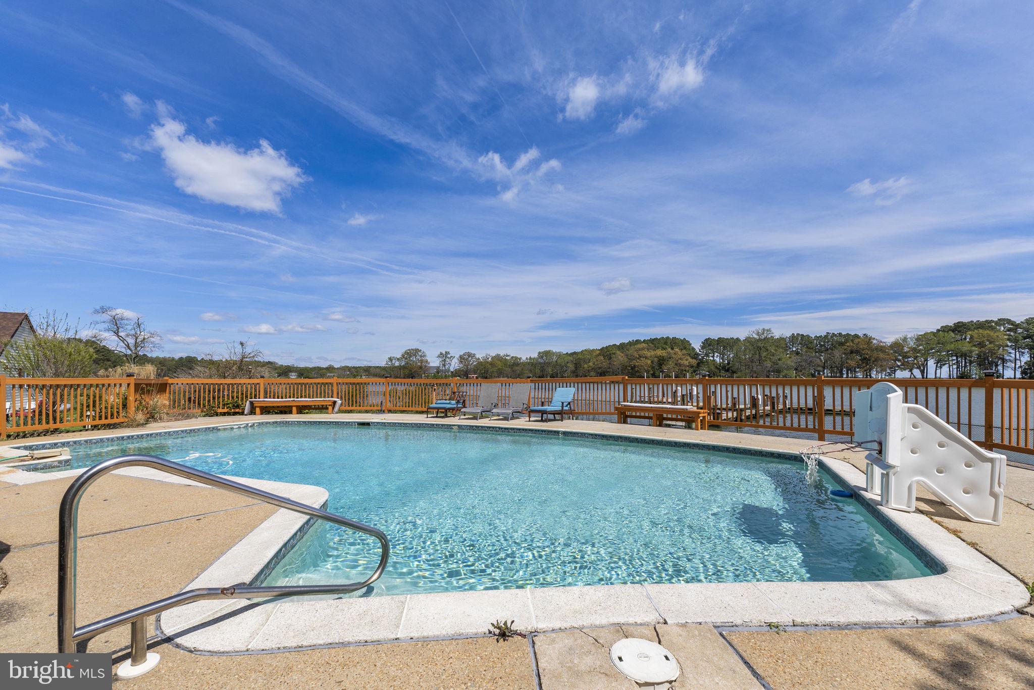 KENT ISLAND ESTATES - Residential