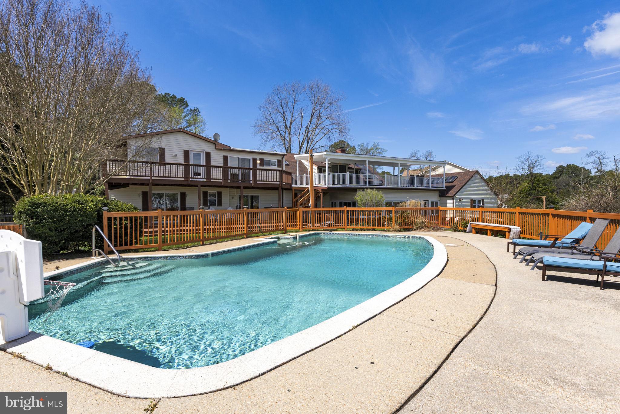 KENT ISLAND ESTATES - Residential