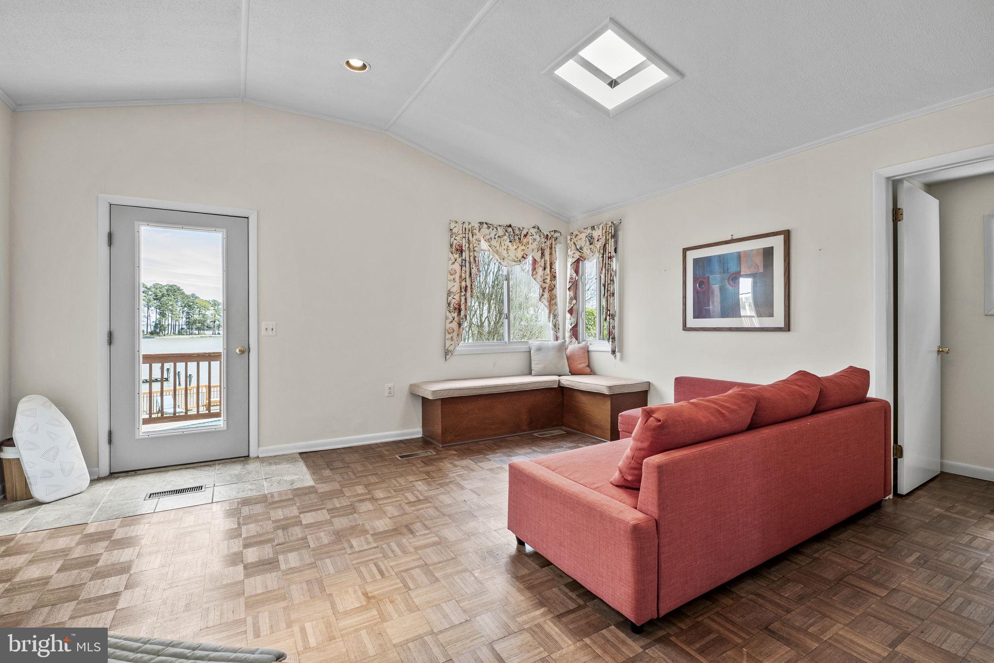 KENT ISLAND ESTATES - Residential