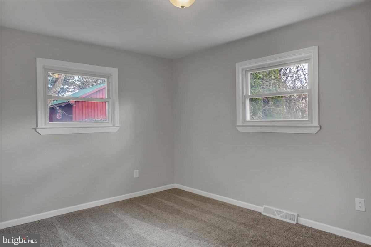 NORTH MIDDLETON TWP - Residential