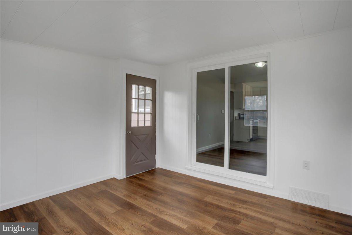 NORTH MIDDLETON TWP - Residential