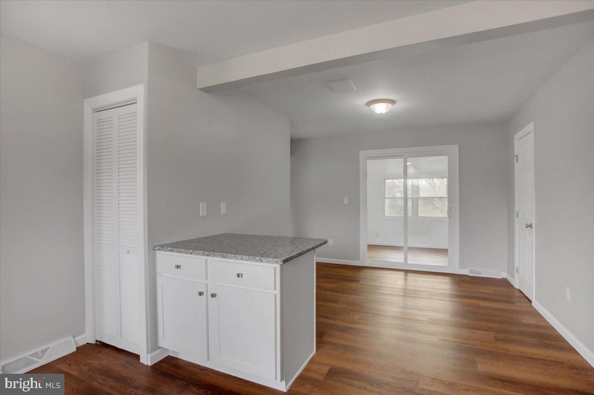 NORTH MIDDLETON TWP - Residential