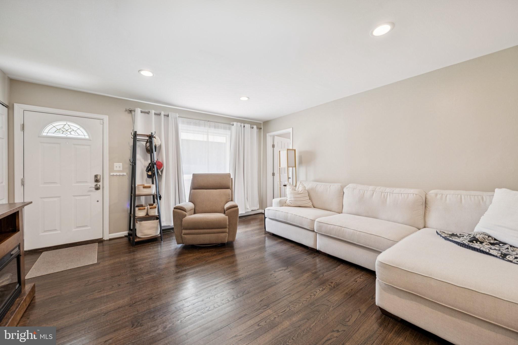 BLOSSOM HILLS - Residential