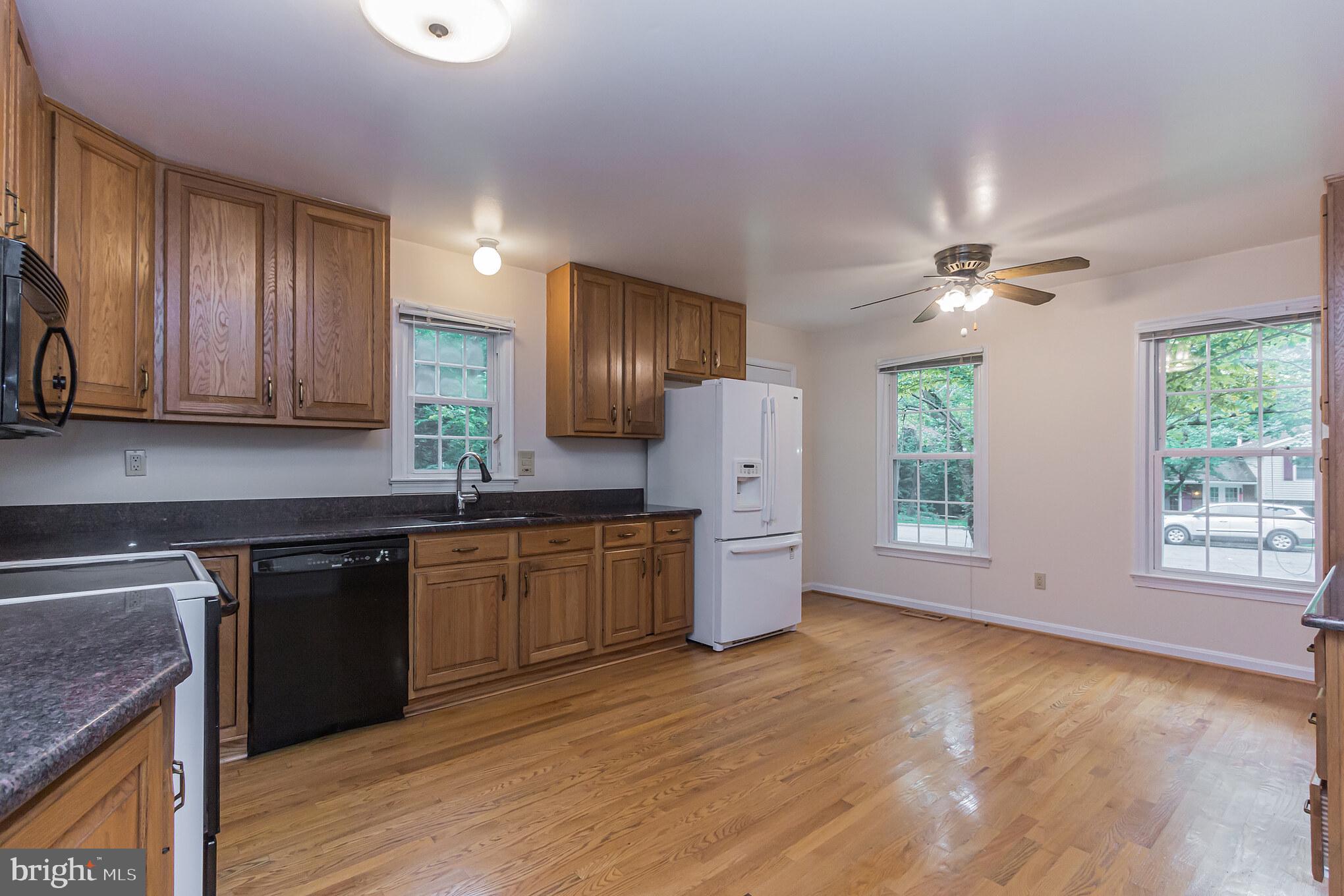 RESTON - Residential