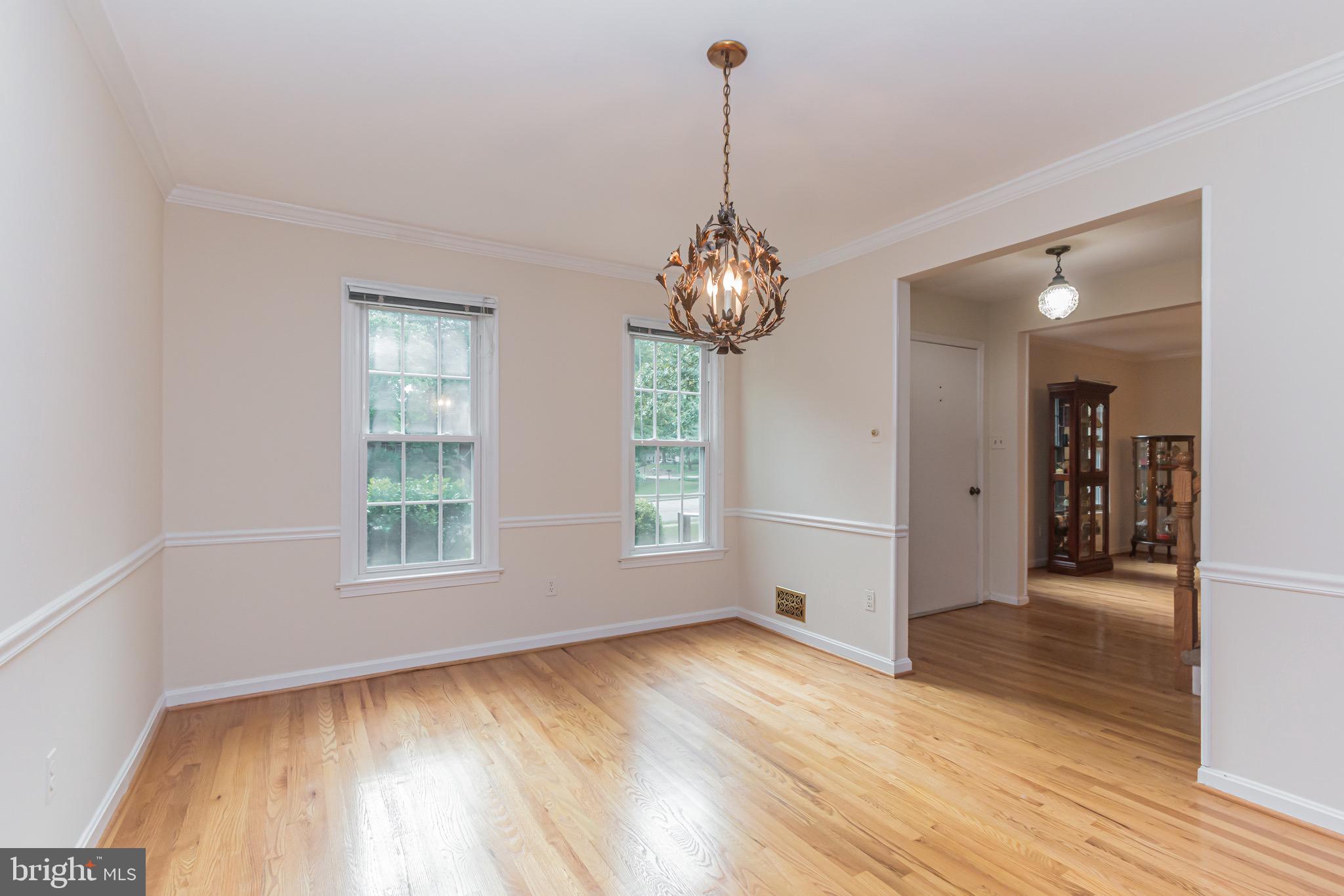 RESTON - Residential